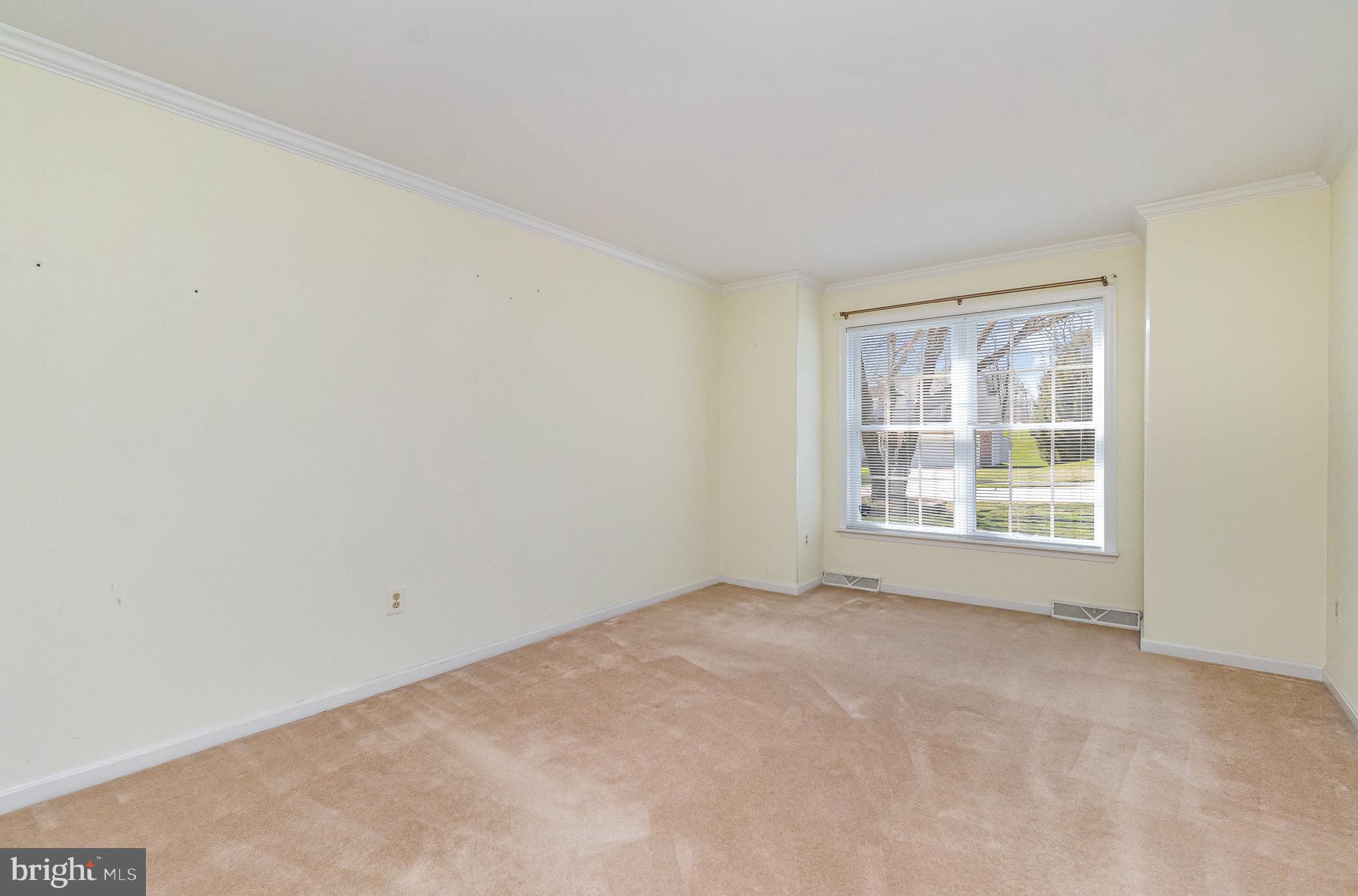 FOREST LAKES - Residential