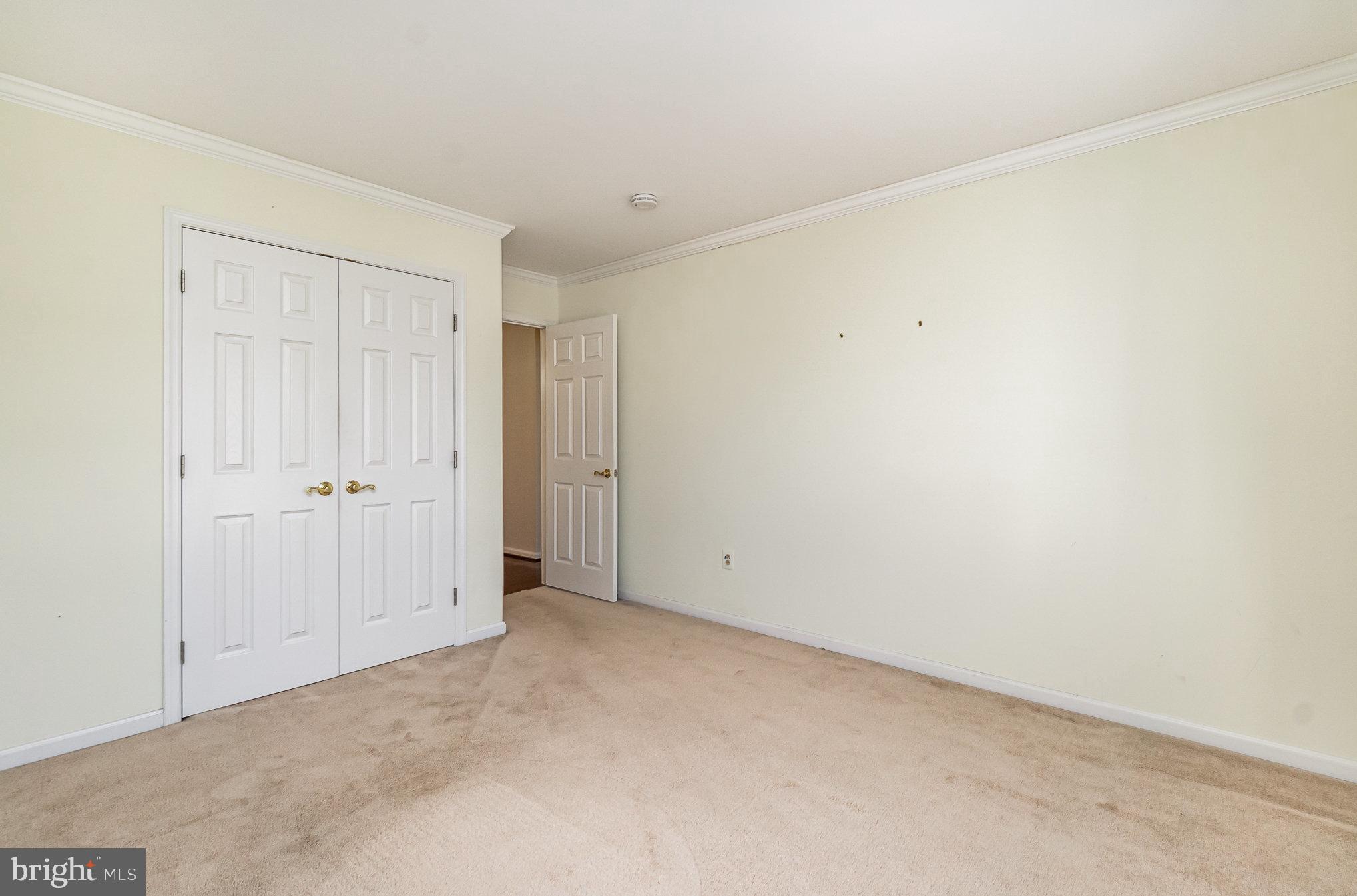 FOREST LAKES - Residential