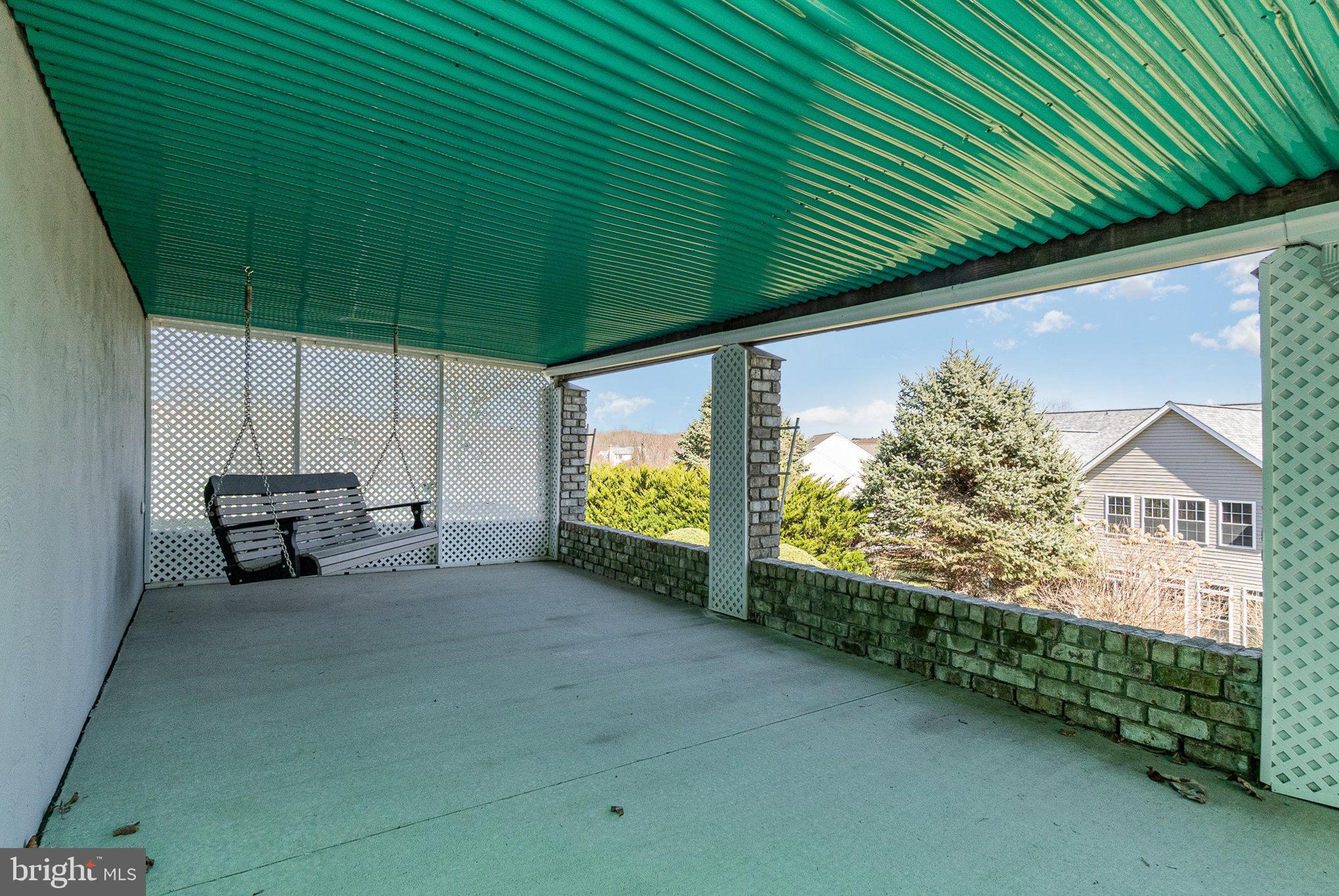 FOREST LAKES - Residential