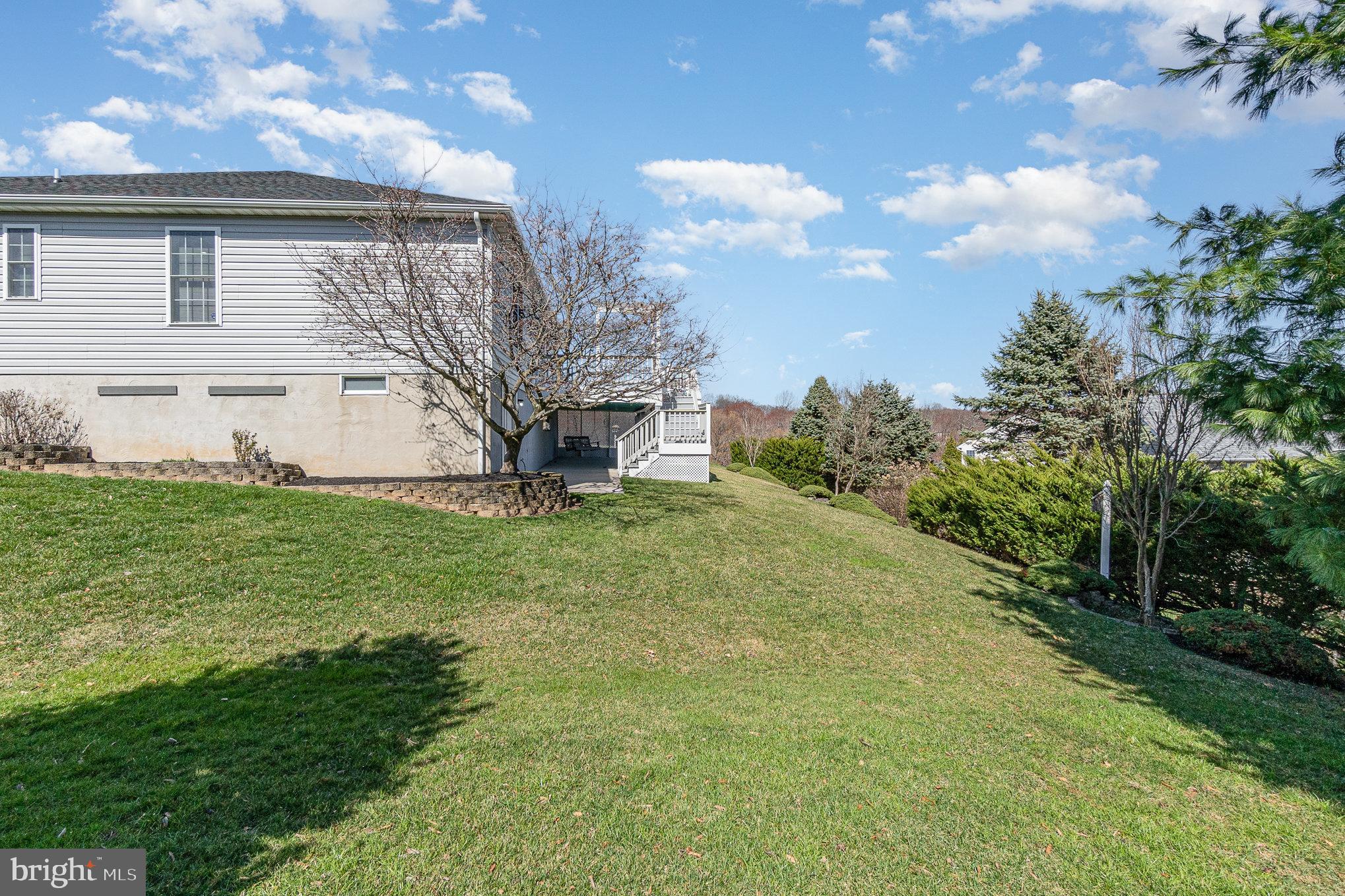 FOREST LAKES - Residential