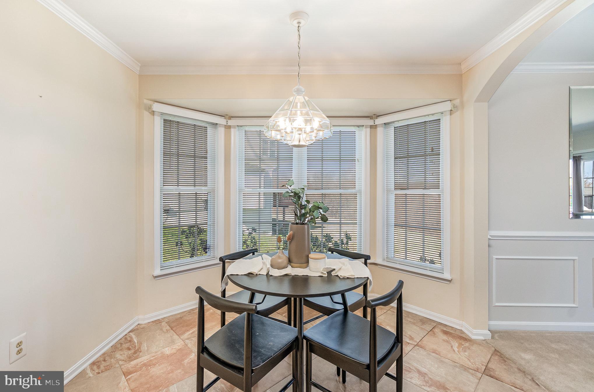 FOREST LAKES - Residential