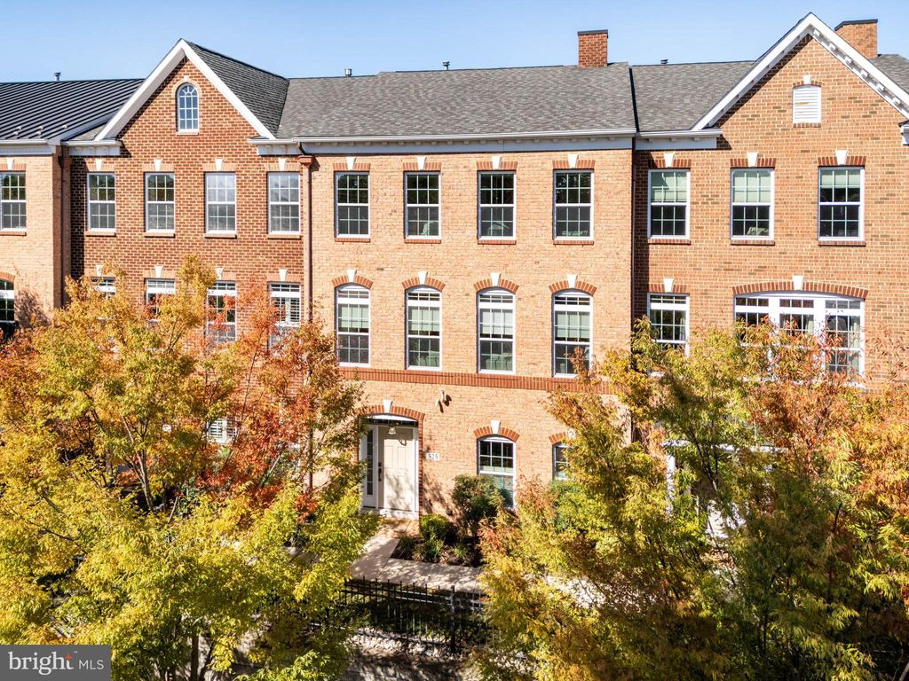 Photo of 525 Raymond Drive #45, WEST CHESTER, PA 19382 (MLS # PACT2112226)
