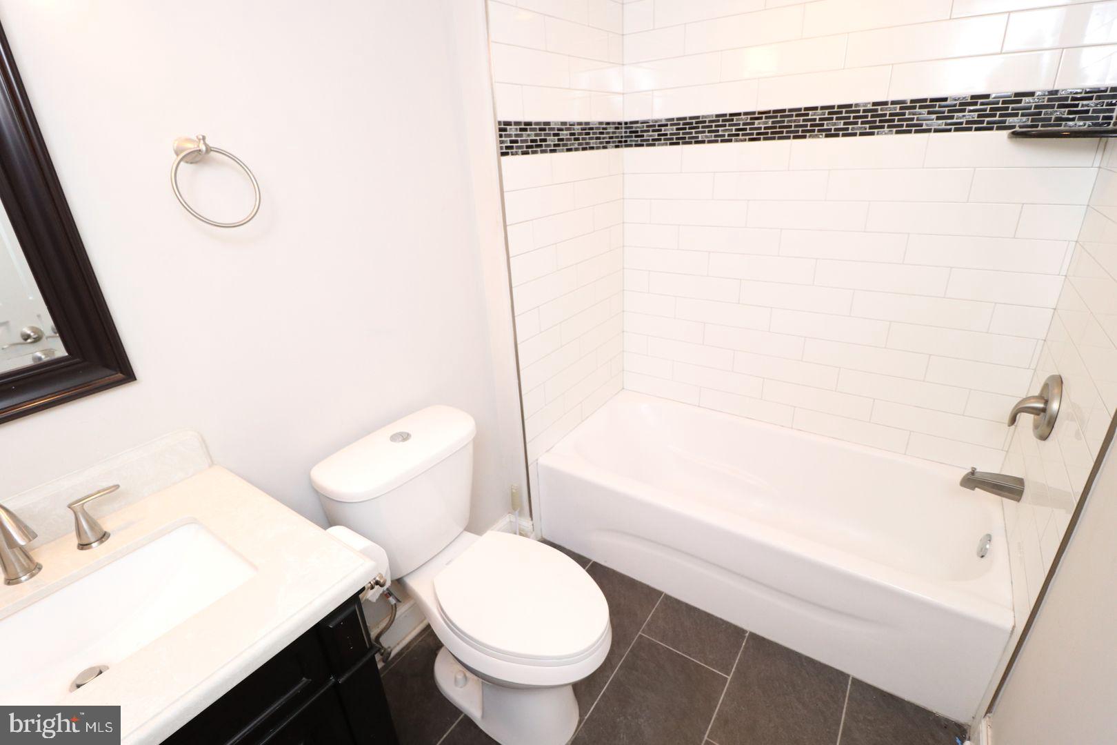 POINT BREEZE - Residential Lease