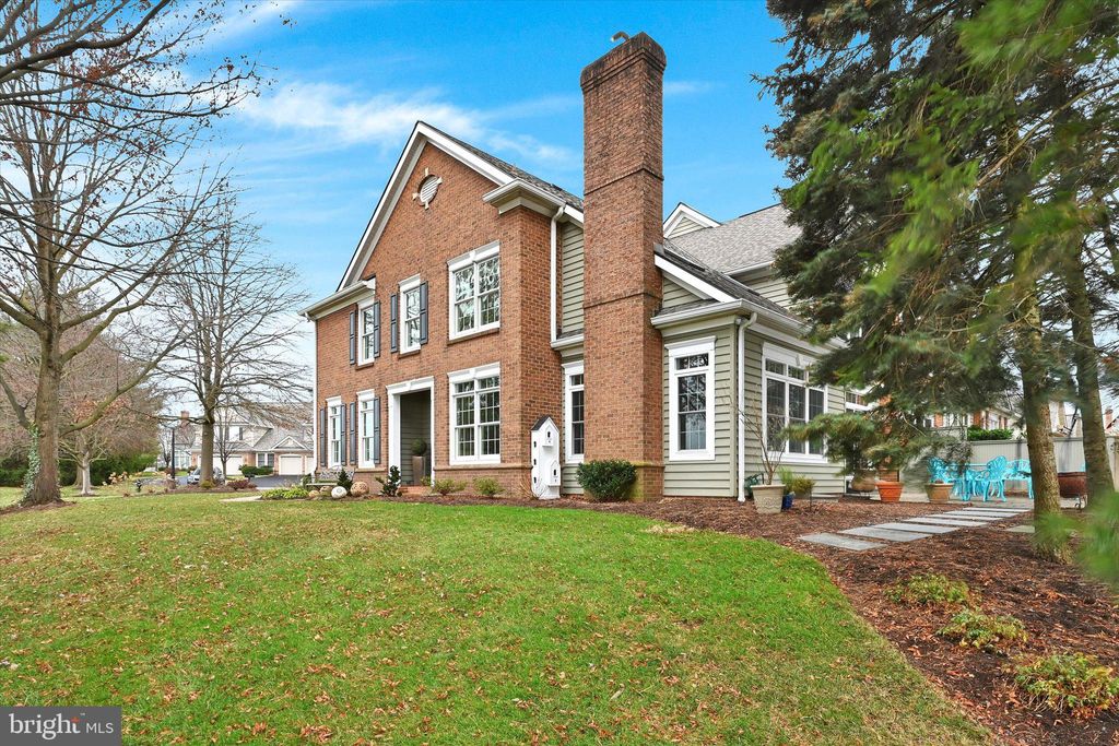 Photo of 50 Farmview Lane, Lititz, PA 17543 (MLS # PALA2050326)