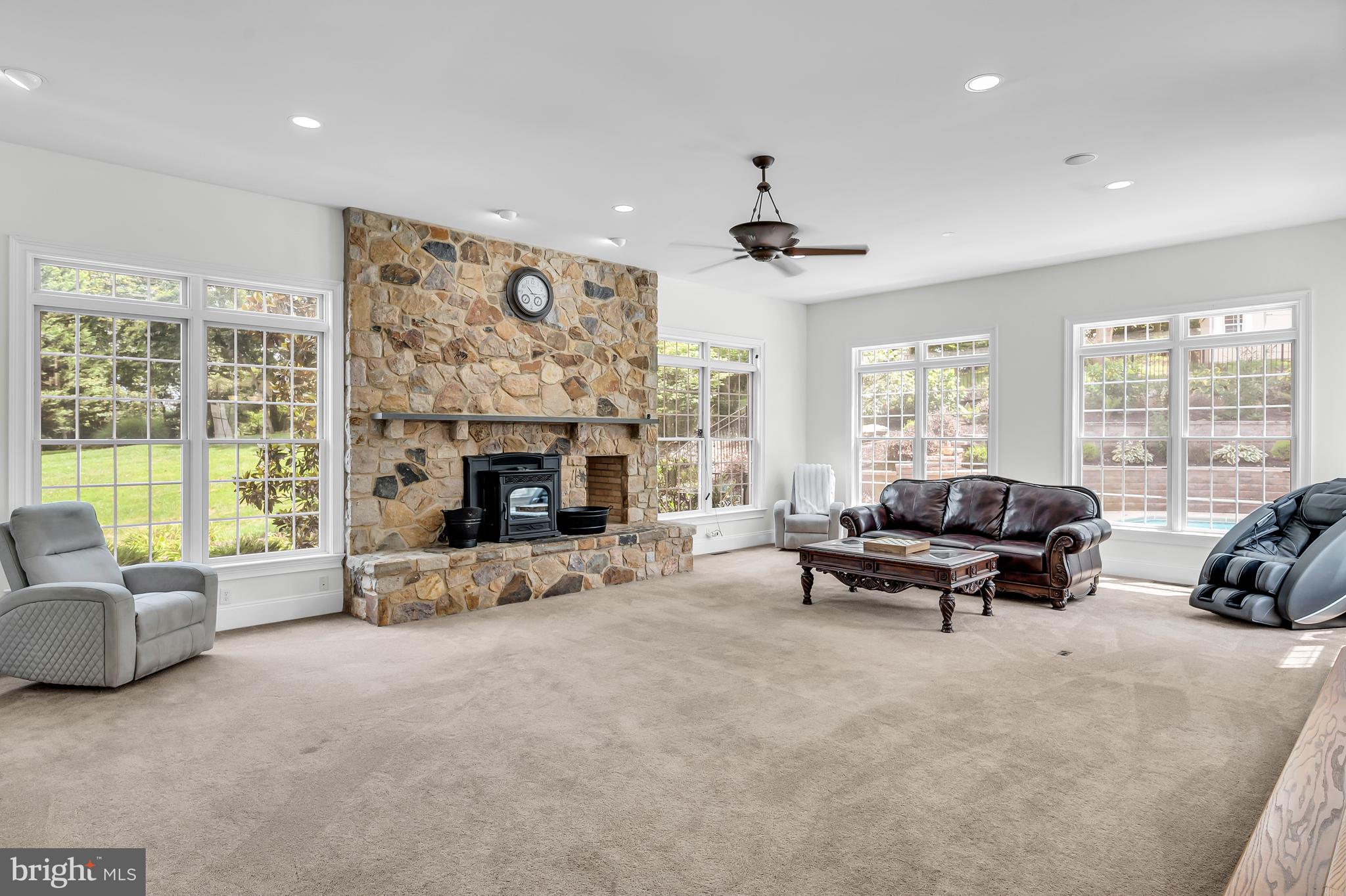 BAYARD MEADOWS - Residential