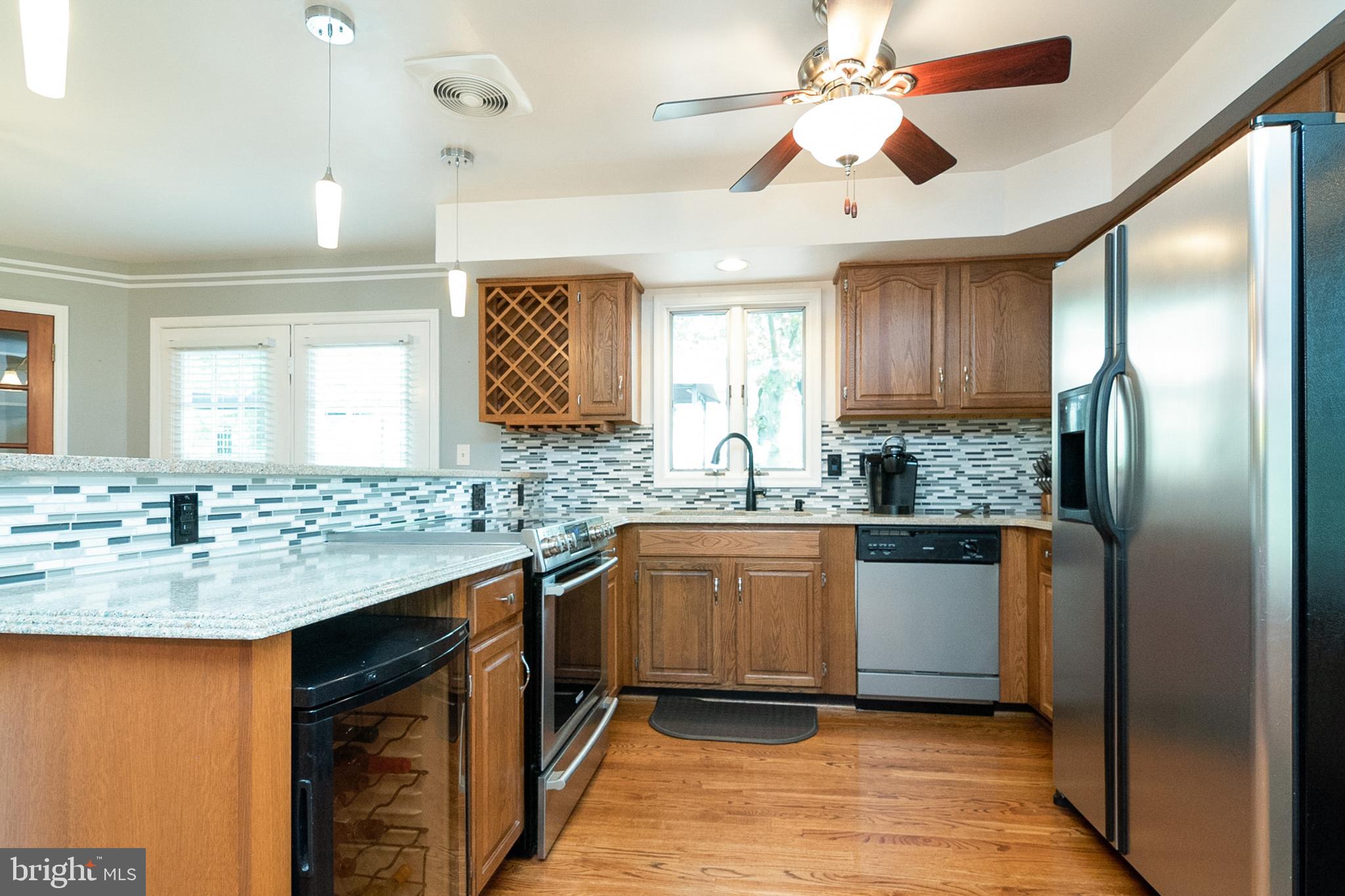 LAKE LINGANORE - Residential