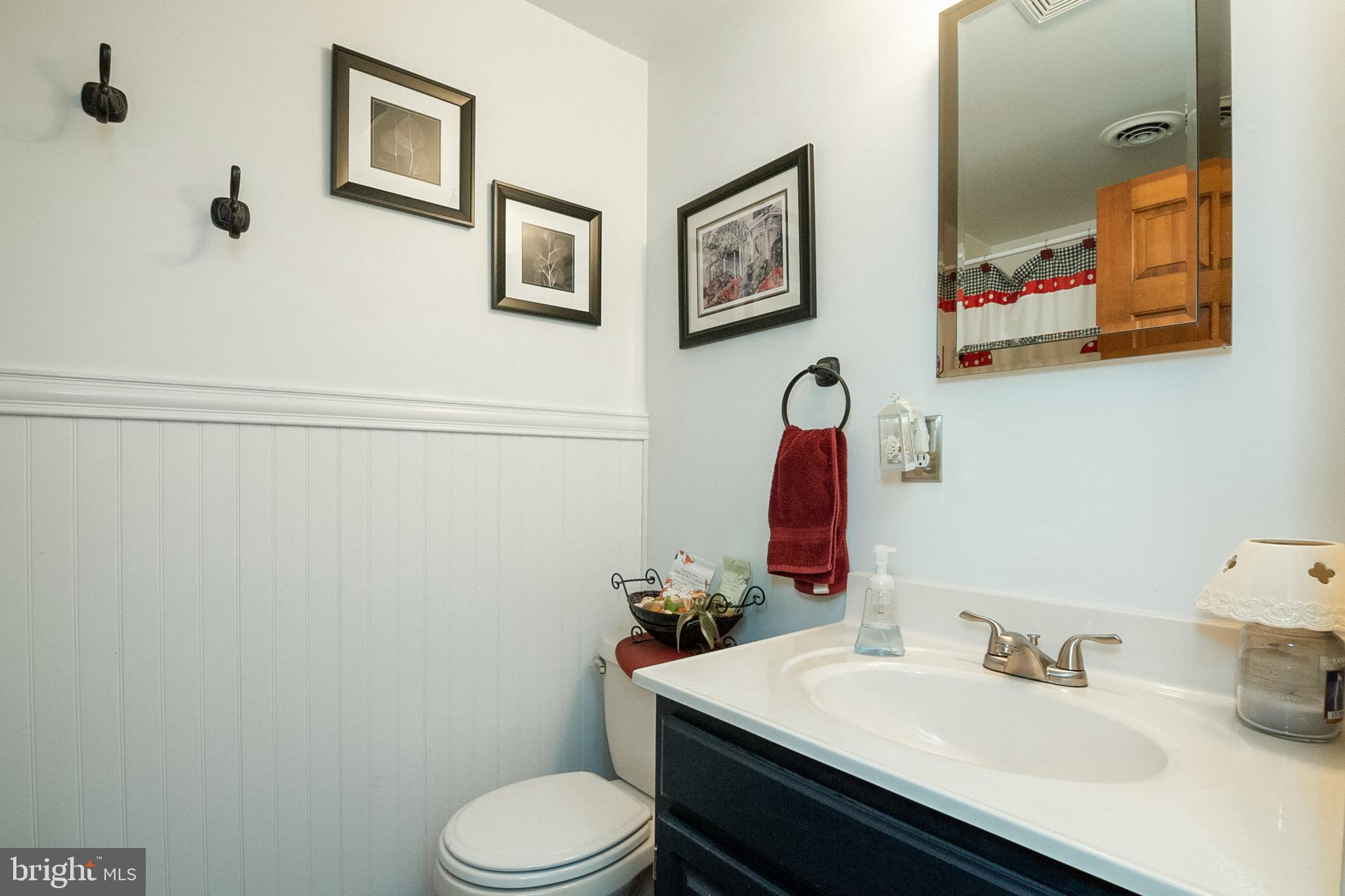 LAKE LINGANORE - Residential