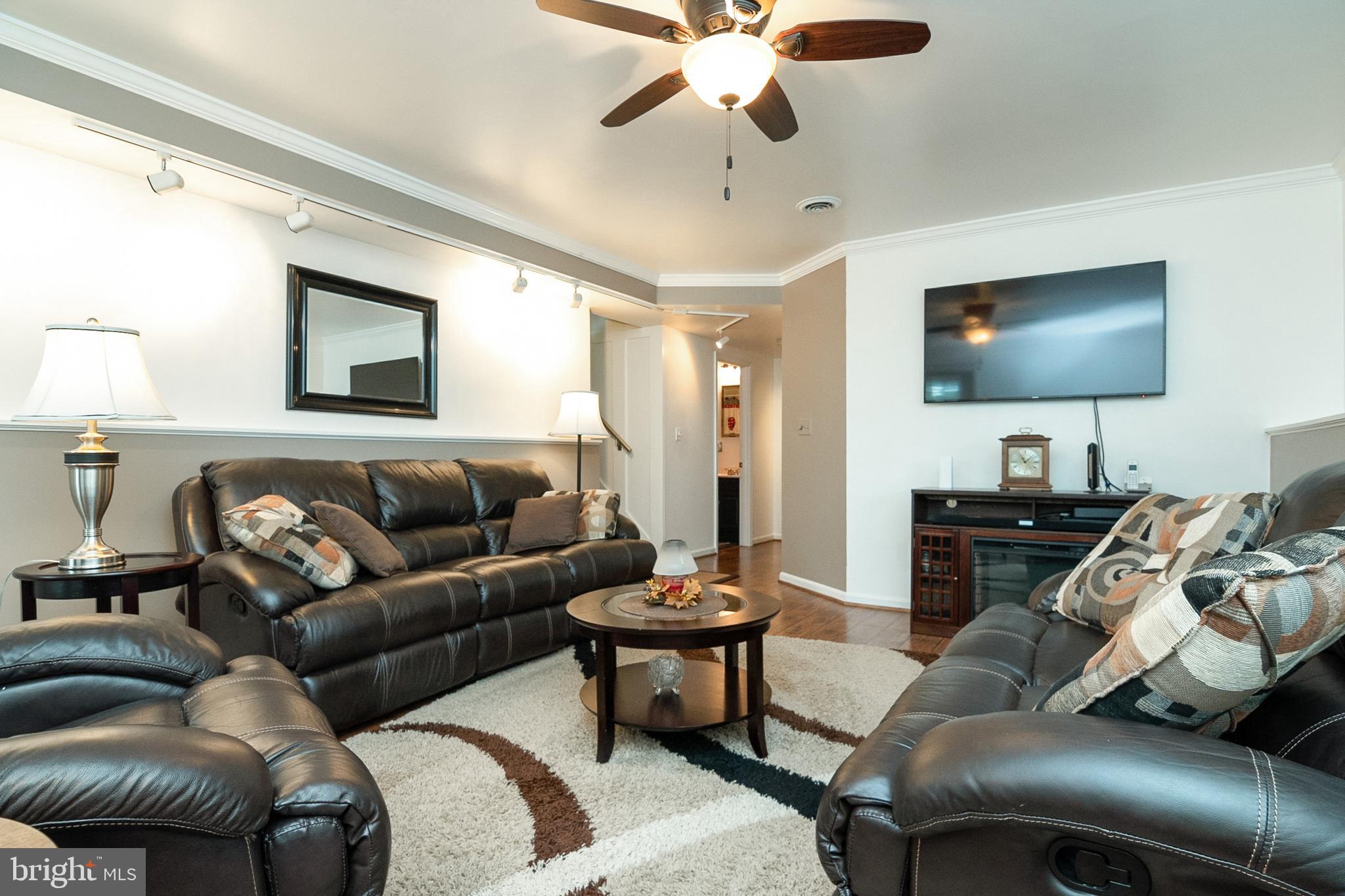 LAKE LINGANORE - Residential