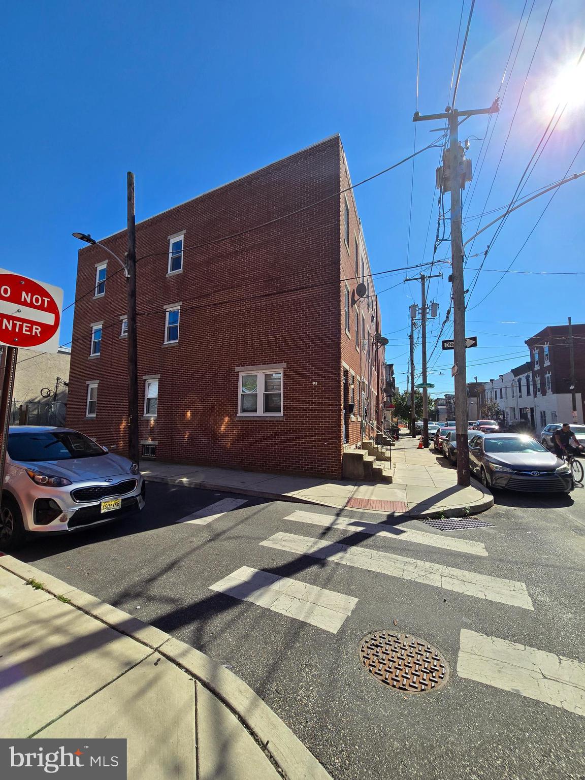 EAST PASSYUNK CROSSING - Residential Lease