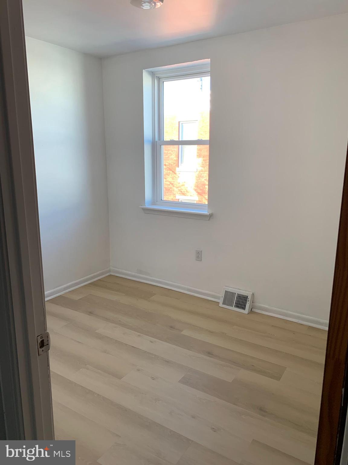 EAST PASSYUNK CROSSING - Residential Lease