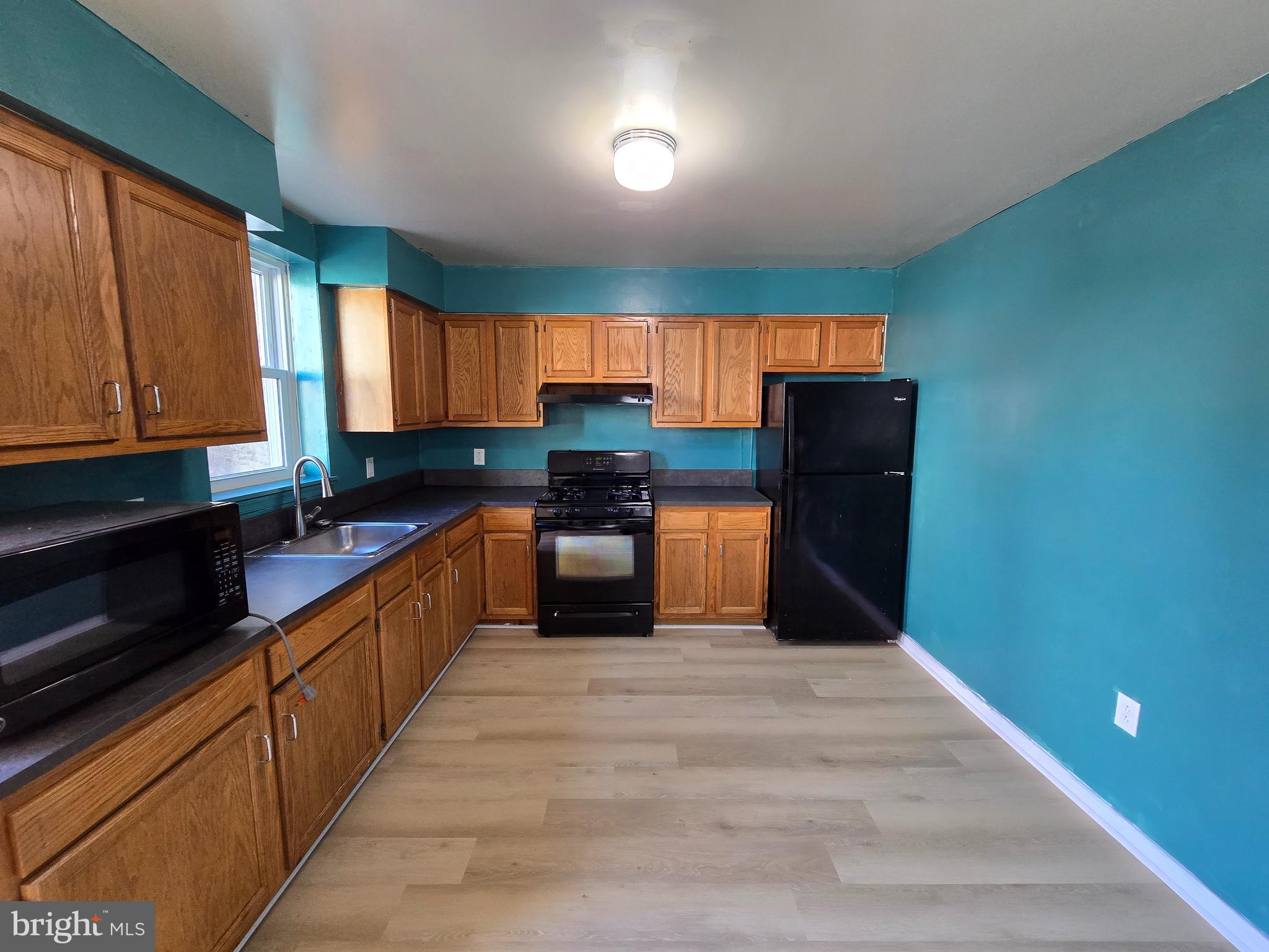 EAST PASSYUNK CROSSING - Residential Lease