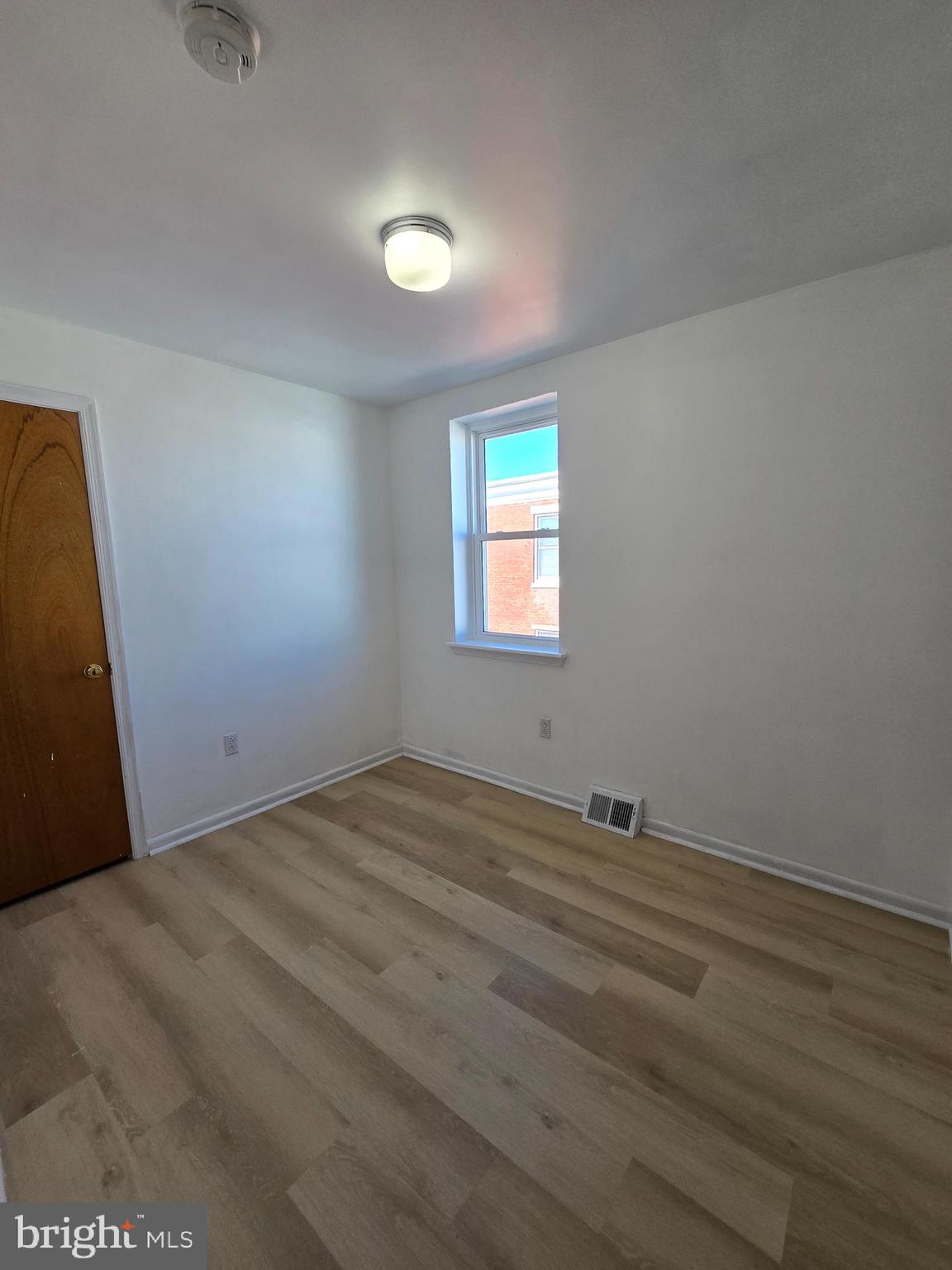 EAST PASSYUNK CROSSING - Residential Lease