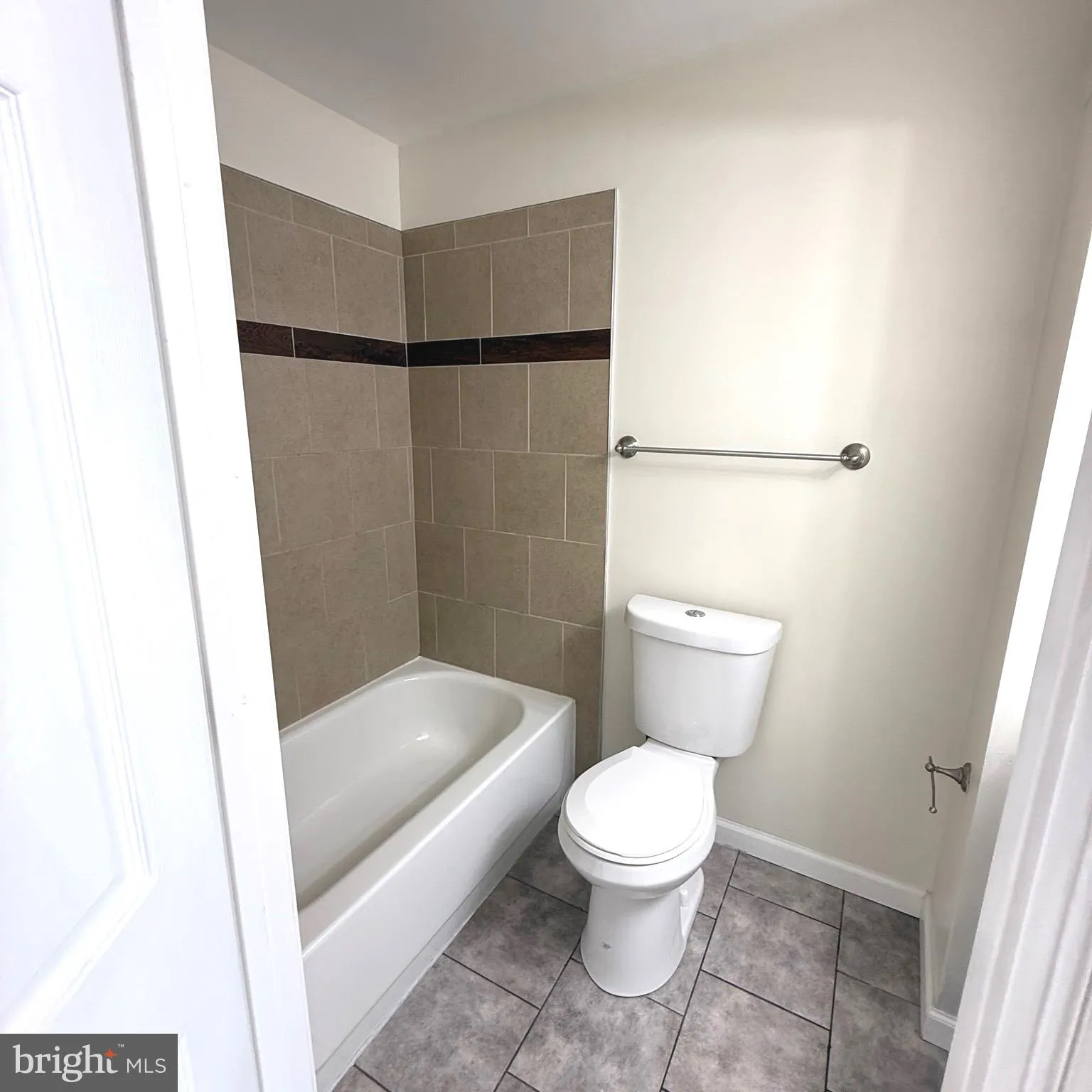 Philadelphia, Pennsylvania 19120, United States, 1 Bedroom Bedrooms, ,1 BathroomBathrooms,Residential,Active,175317