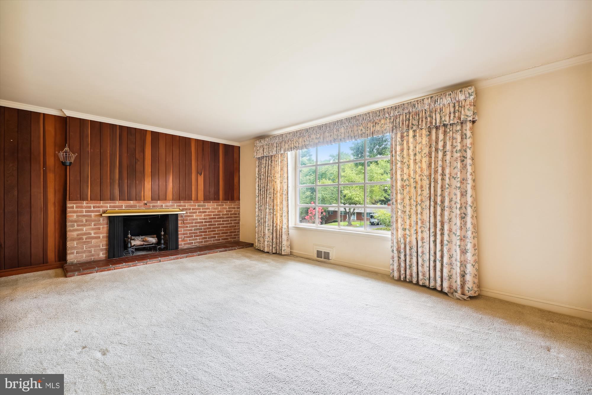 FAIRLAND GARDENS - Residential