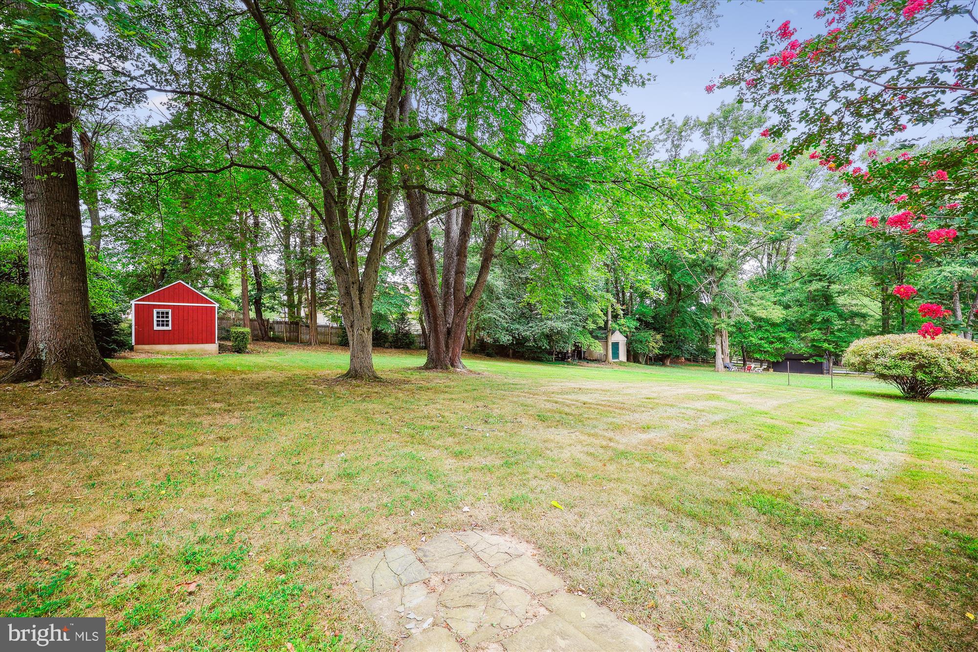 FAIRLAND GARDENS - Residential