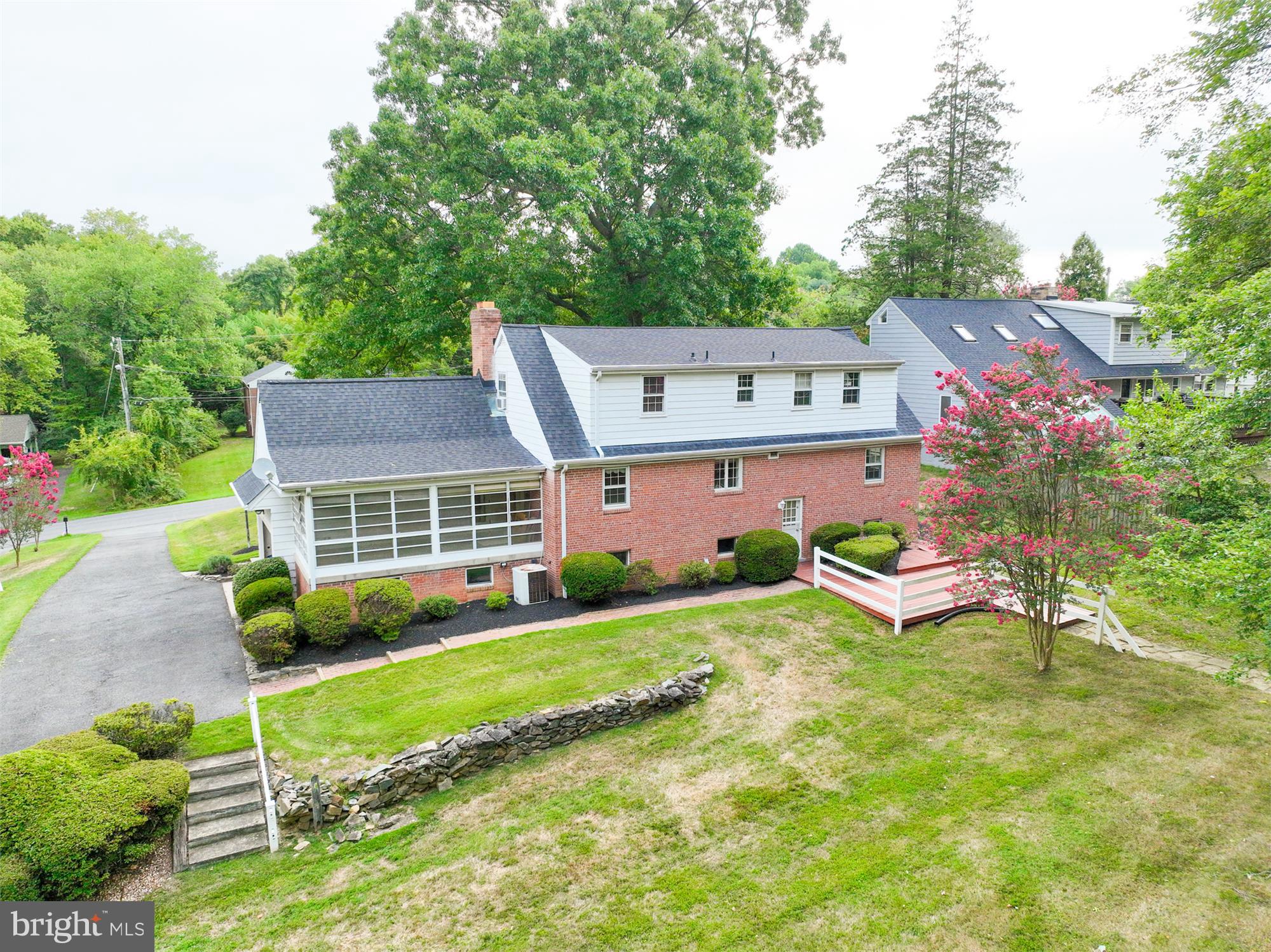 FAIRLAND GARDENS - Residential