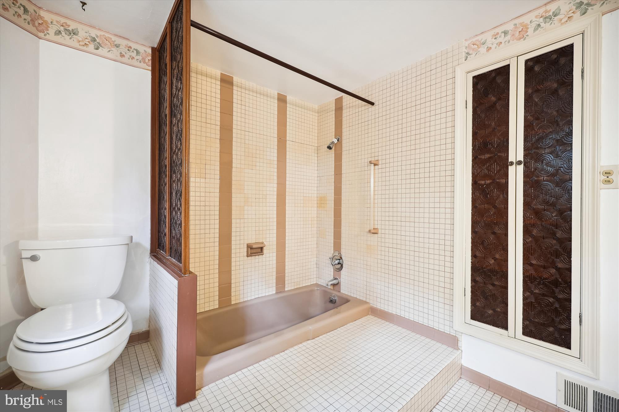 FAIRLAND GARDENS - Residential