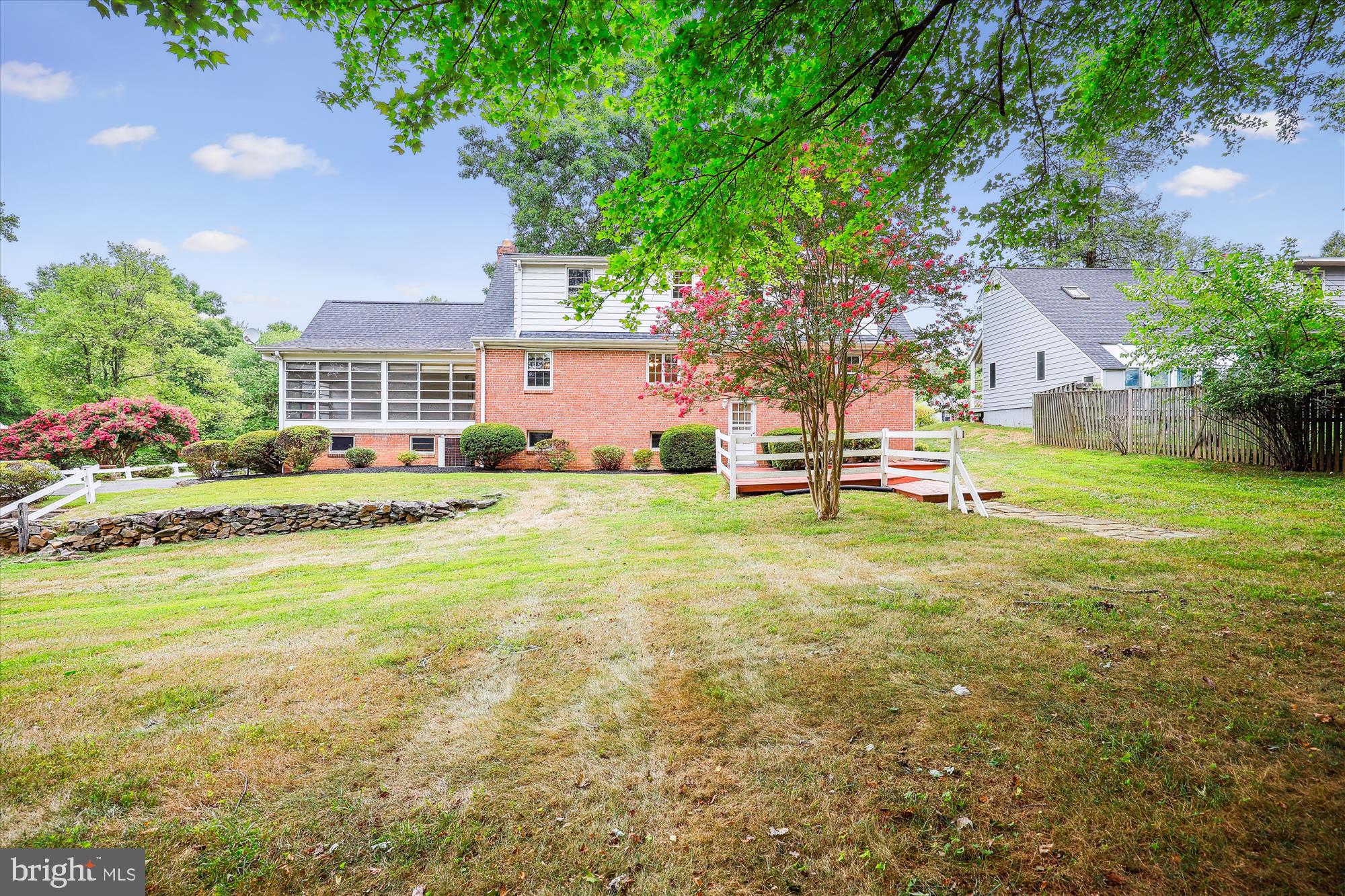 FAIRLAND GARDENS - Residential