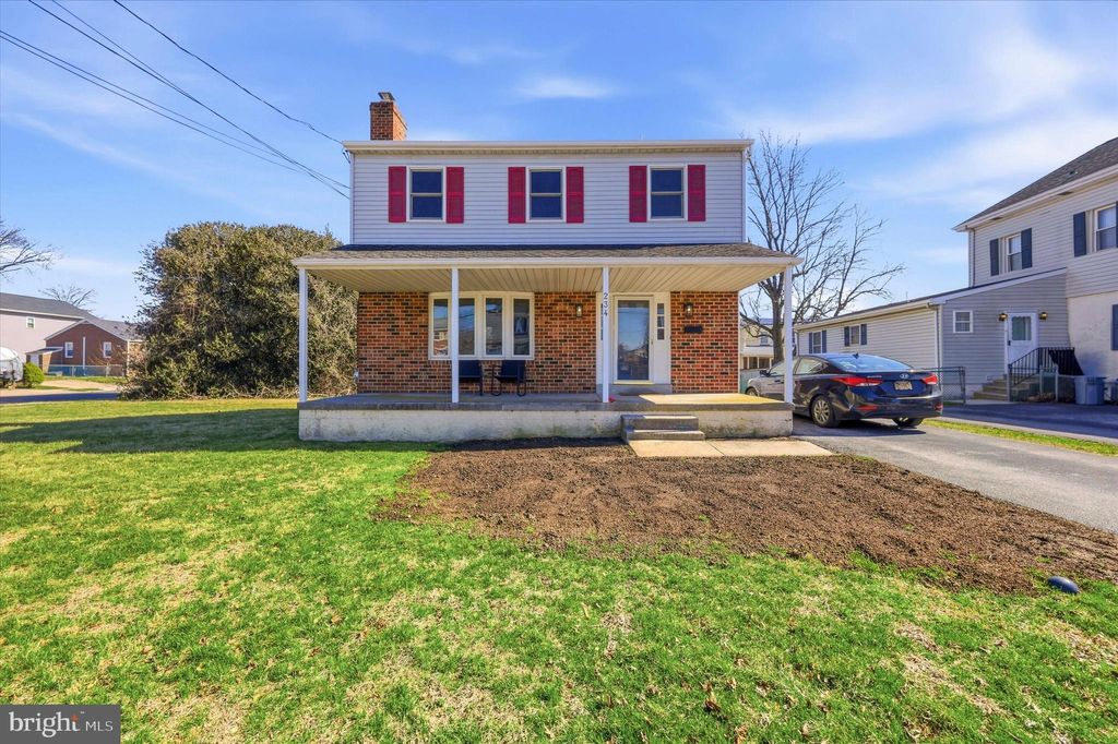Photo of 234 Broomall Street, FOLSOM, PA 19033 (MLS # PADE2108824)