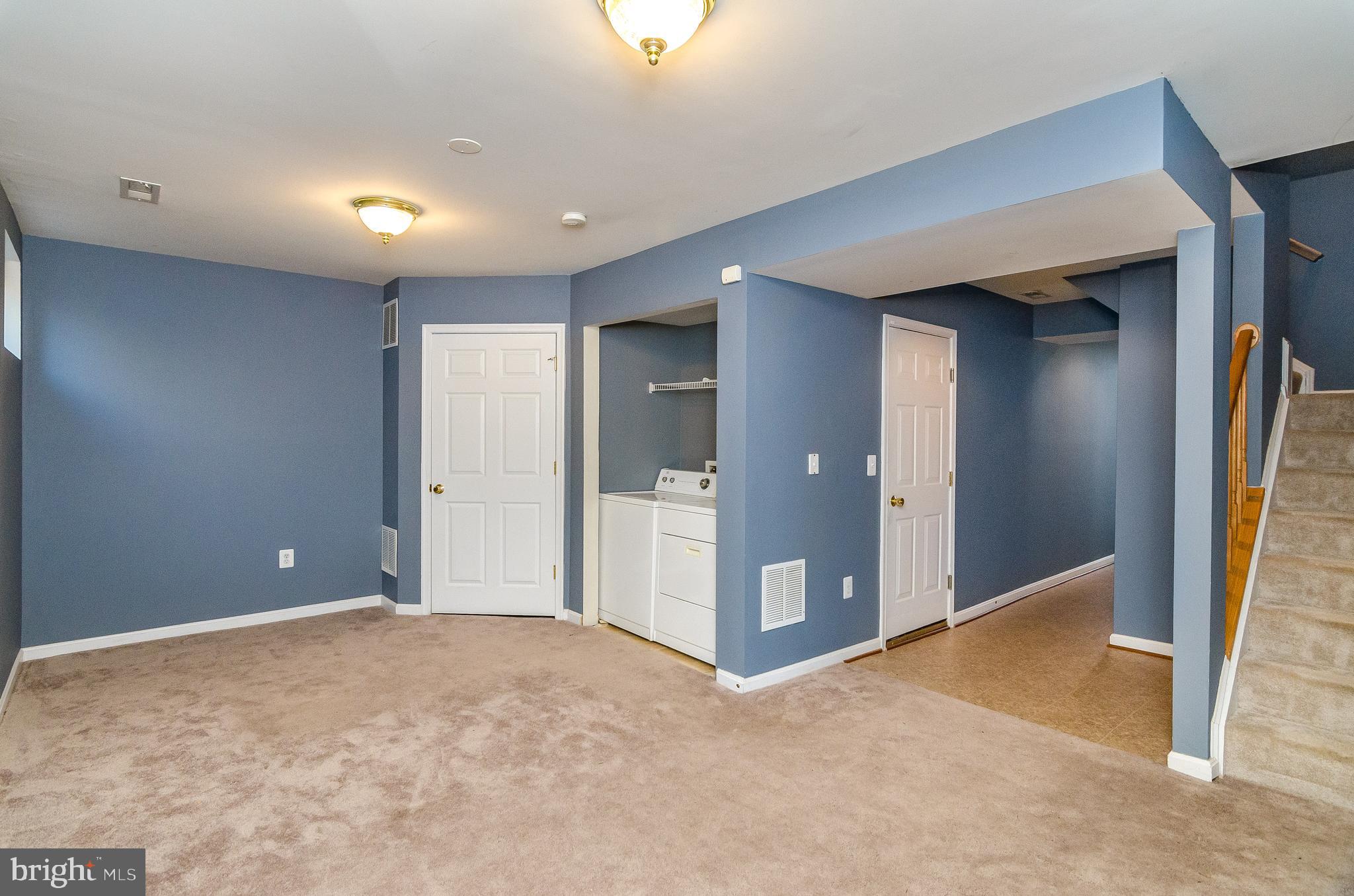 AZALEA WOODS - Residential Lease