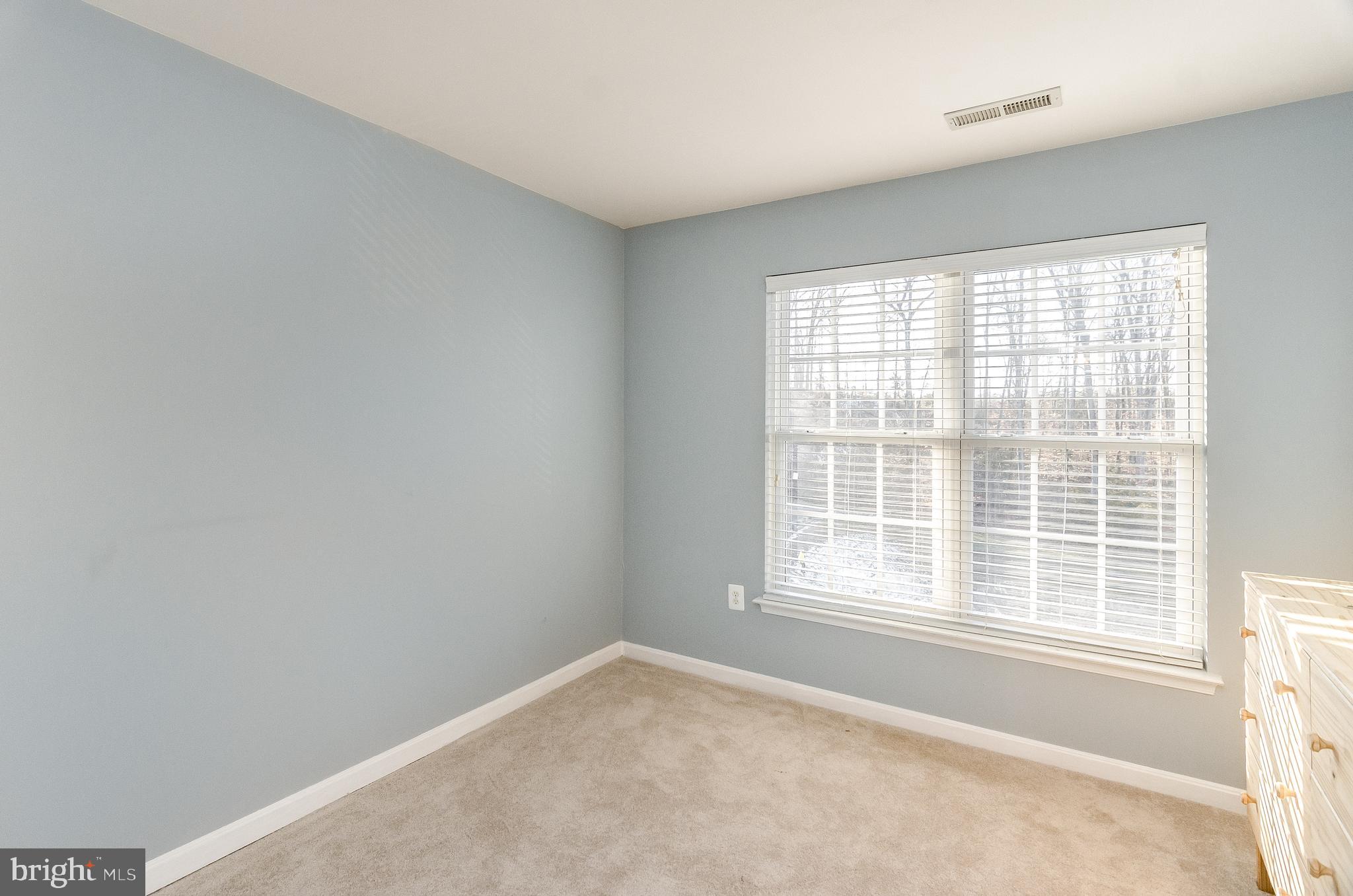 AZALEA WOODS - Residential Lease