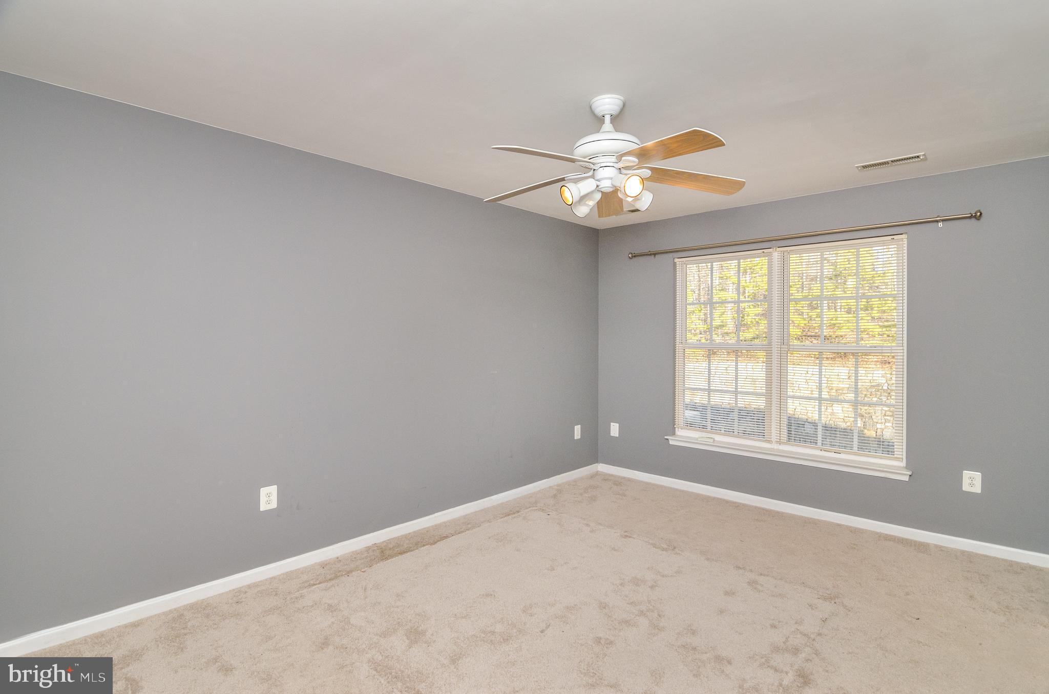 AZALEA WOODS - Residential Lease