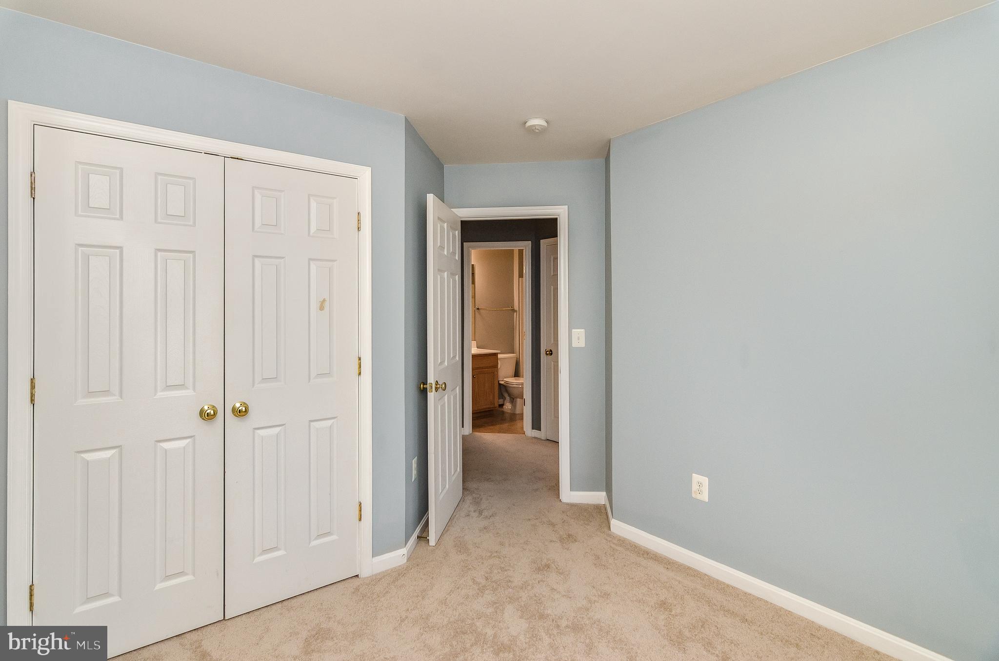 AZALEA WOODS - Residential Lease