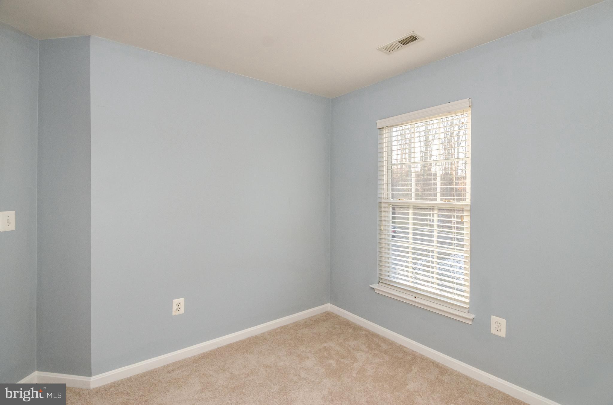 AZALEA WOODS - Residential Lease