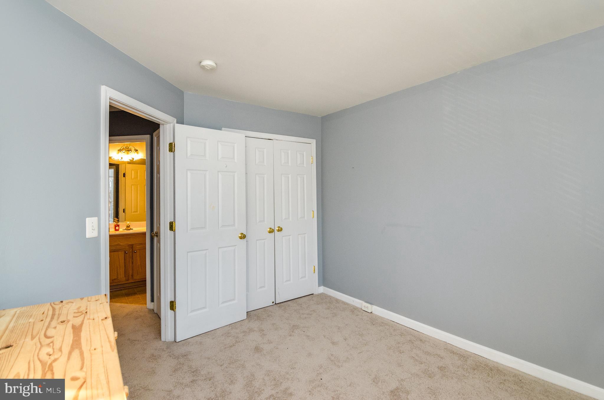 AZALEA WOODS - Residential Lease