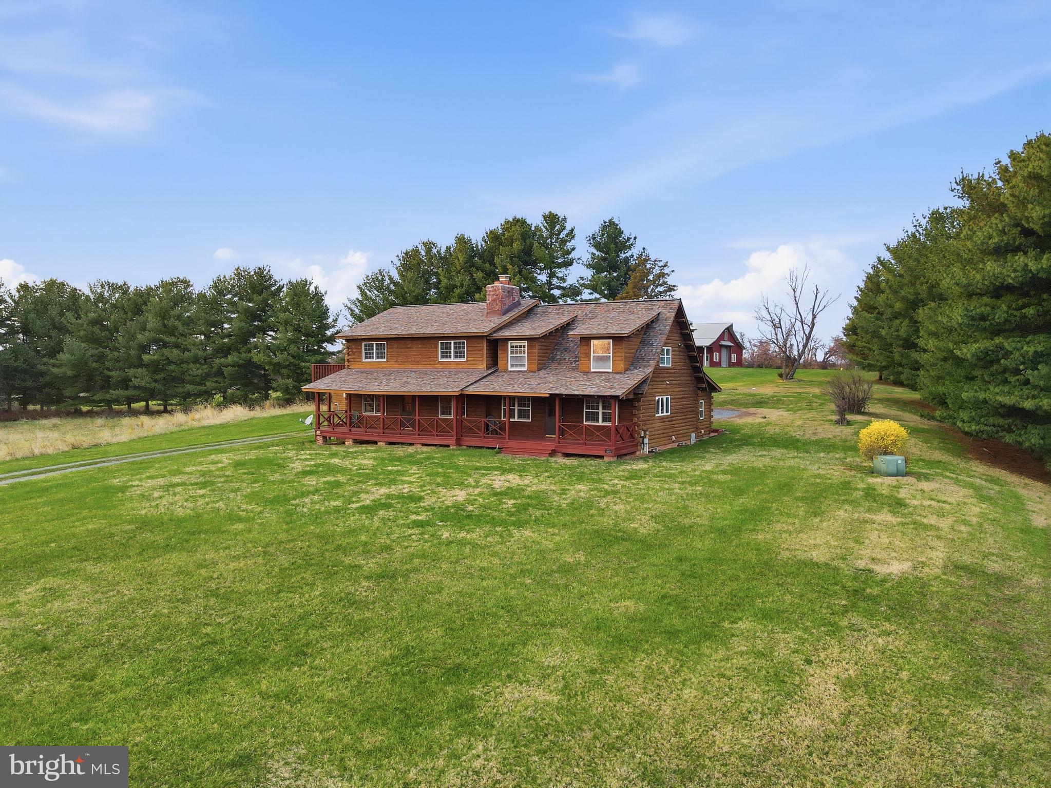POOLESVILLE OUTSIDE - Farm