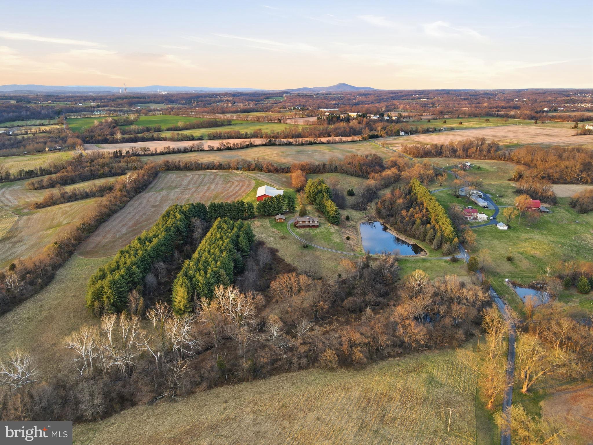 POOLESVILLE OUTSIDE - Farm