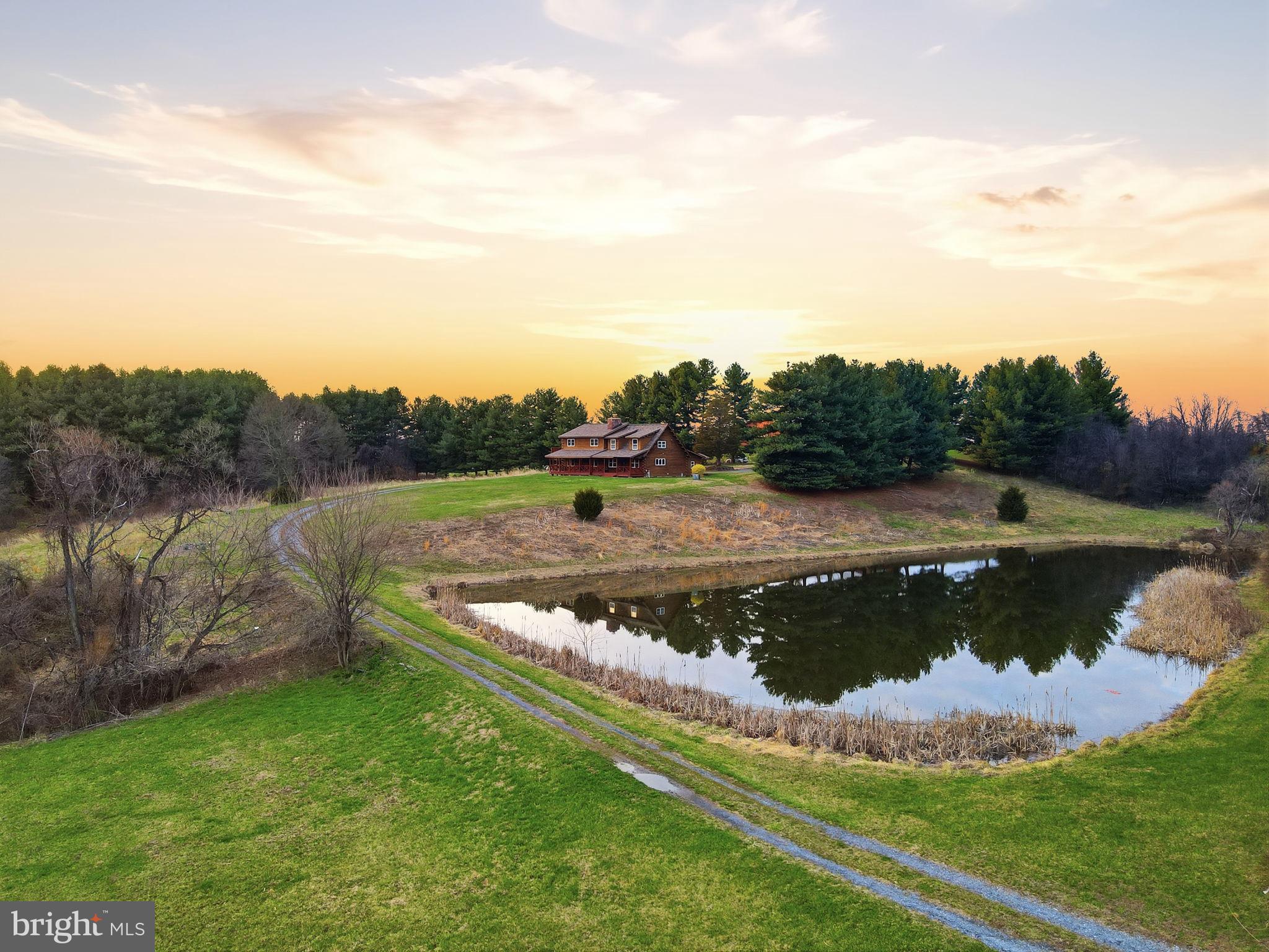 POOLESVILLE OUTSIDE - Farm