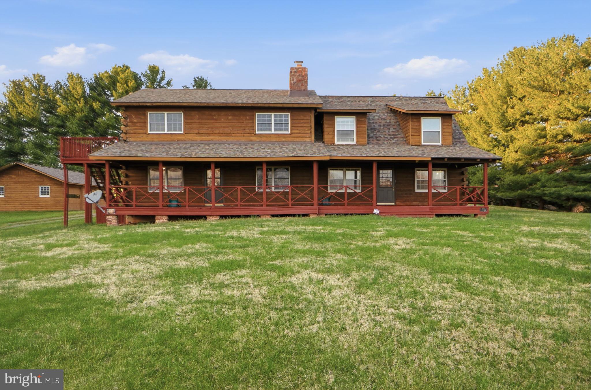 POOLESVILLE OUTSIDE - Farm