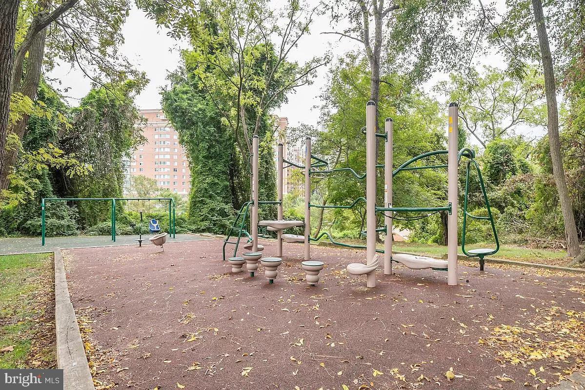 BOLLING BROOK - Residential