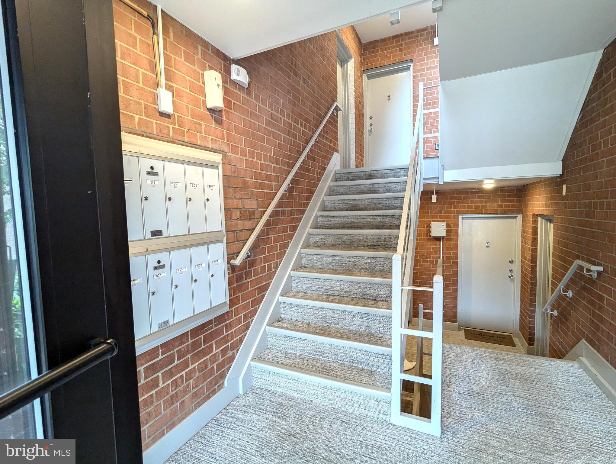 BOLLING BROOK - Residential