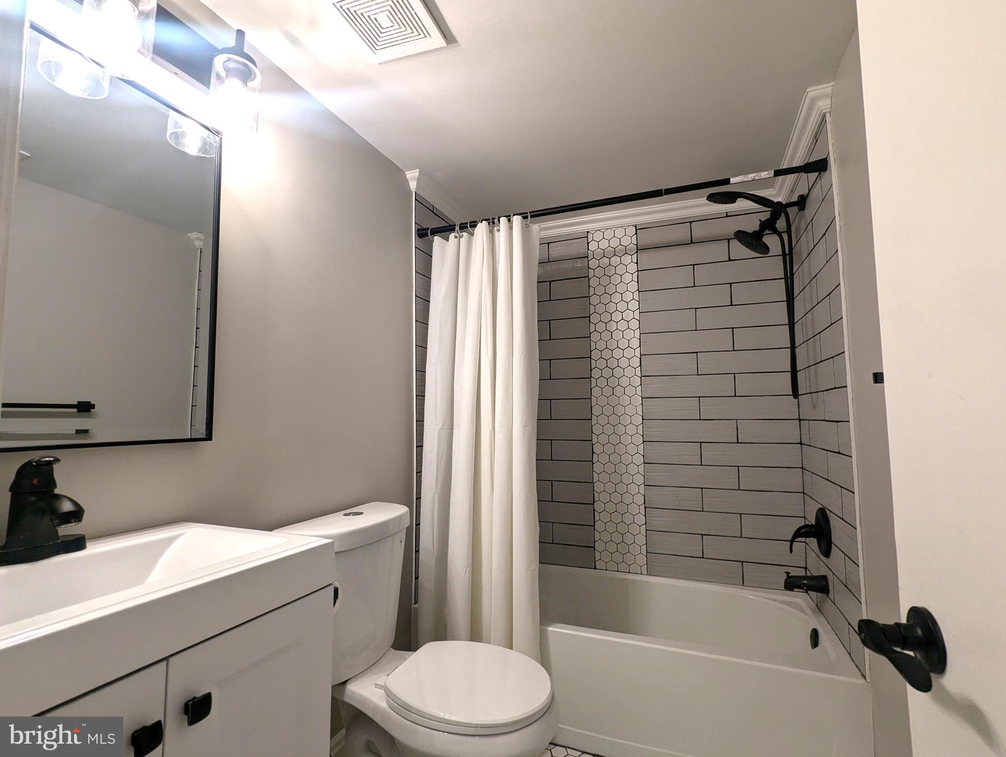 BOLLING BROOK - Residential