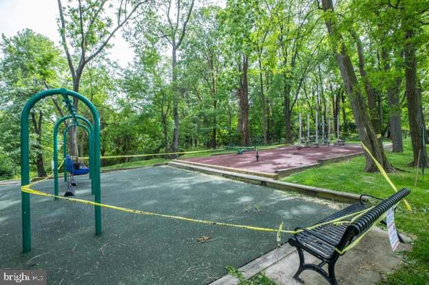 BOLLING BROOK - Residential