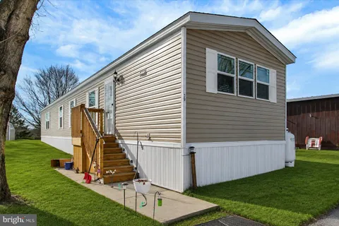MLS: PAYK2103388