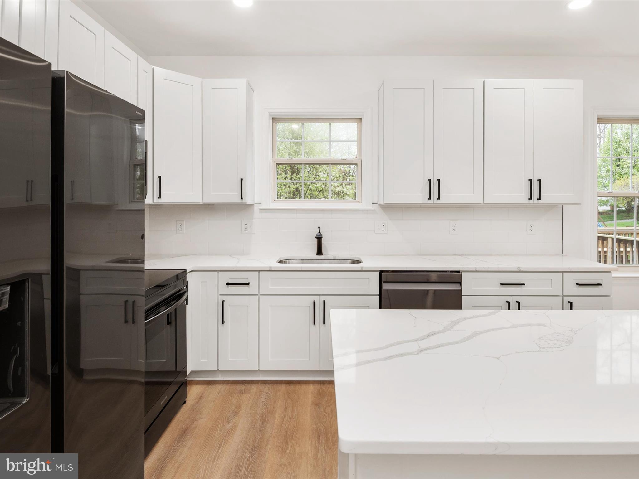 KENSINGTON VIEW - Residential