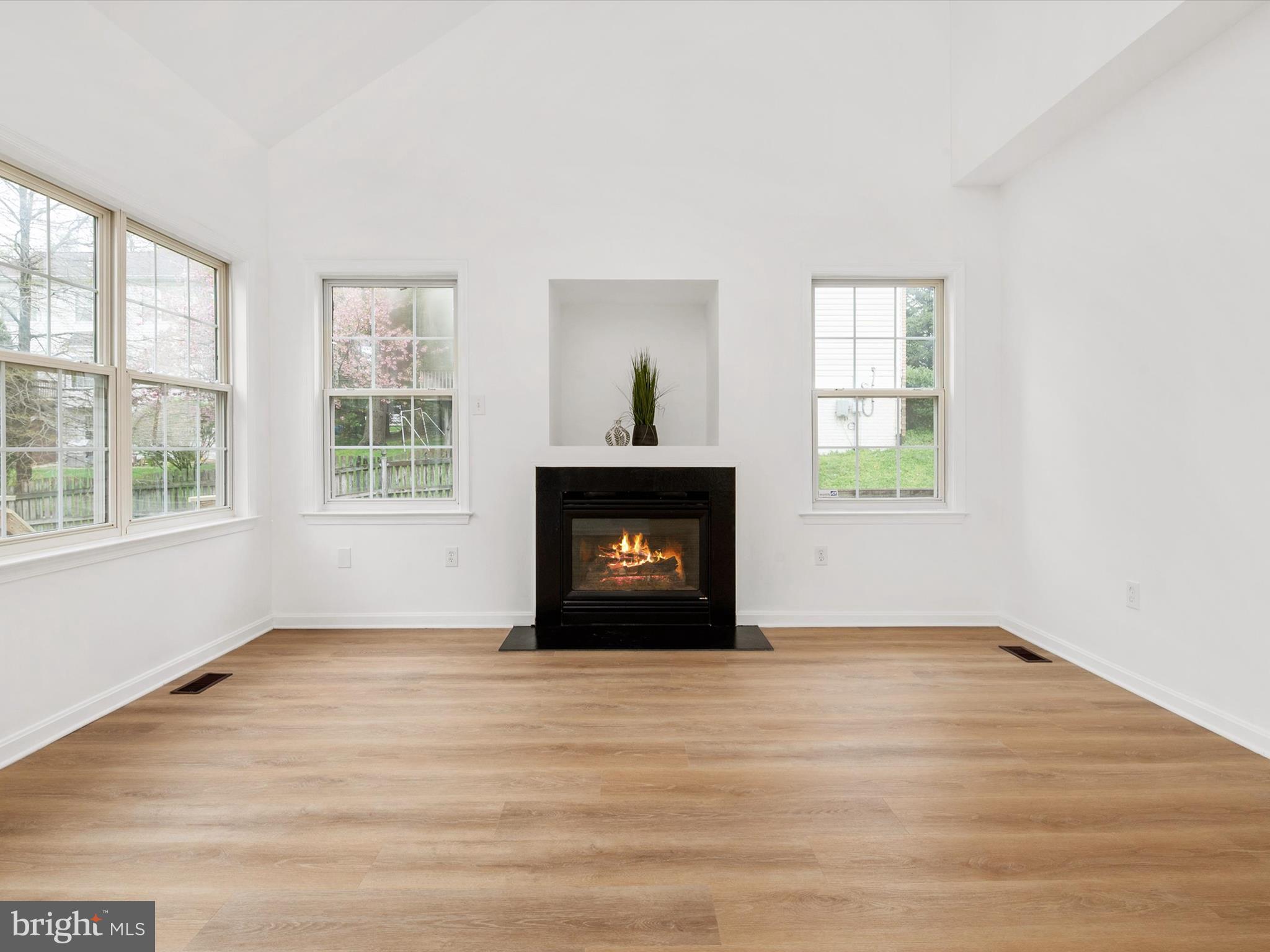 KENSINGTON VIEW - Residential