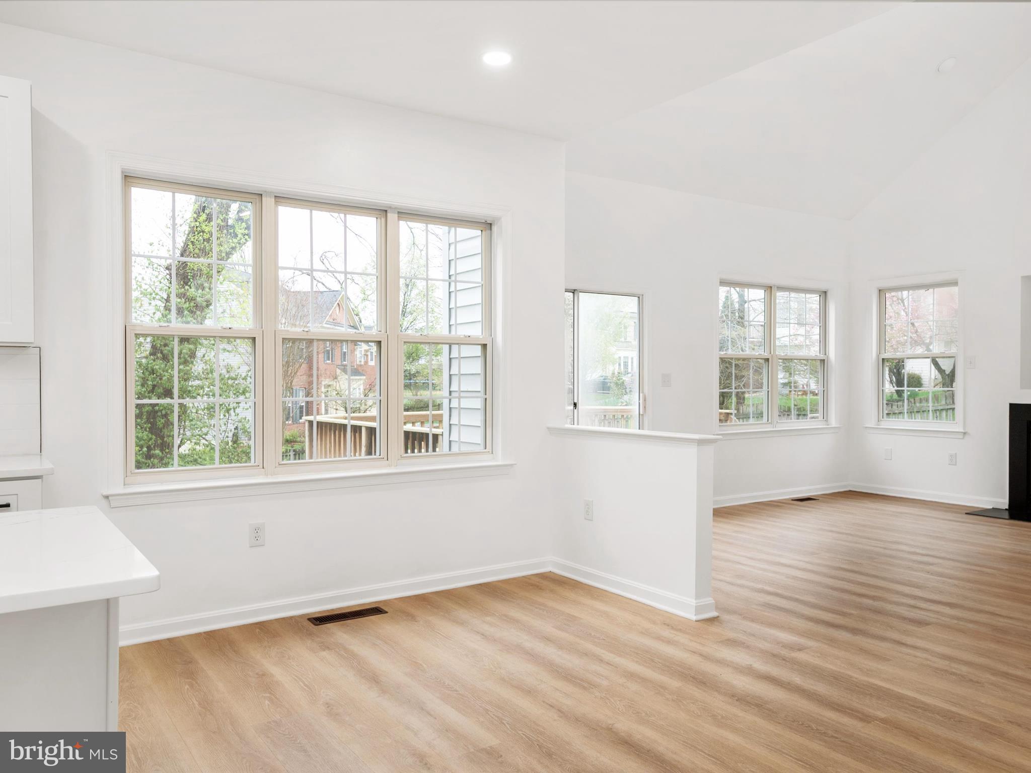 KENSINGTON VIEW - Residential