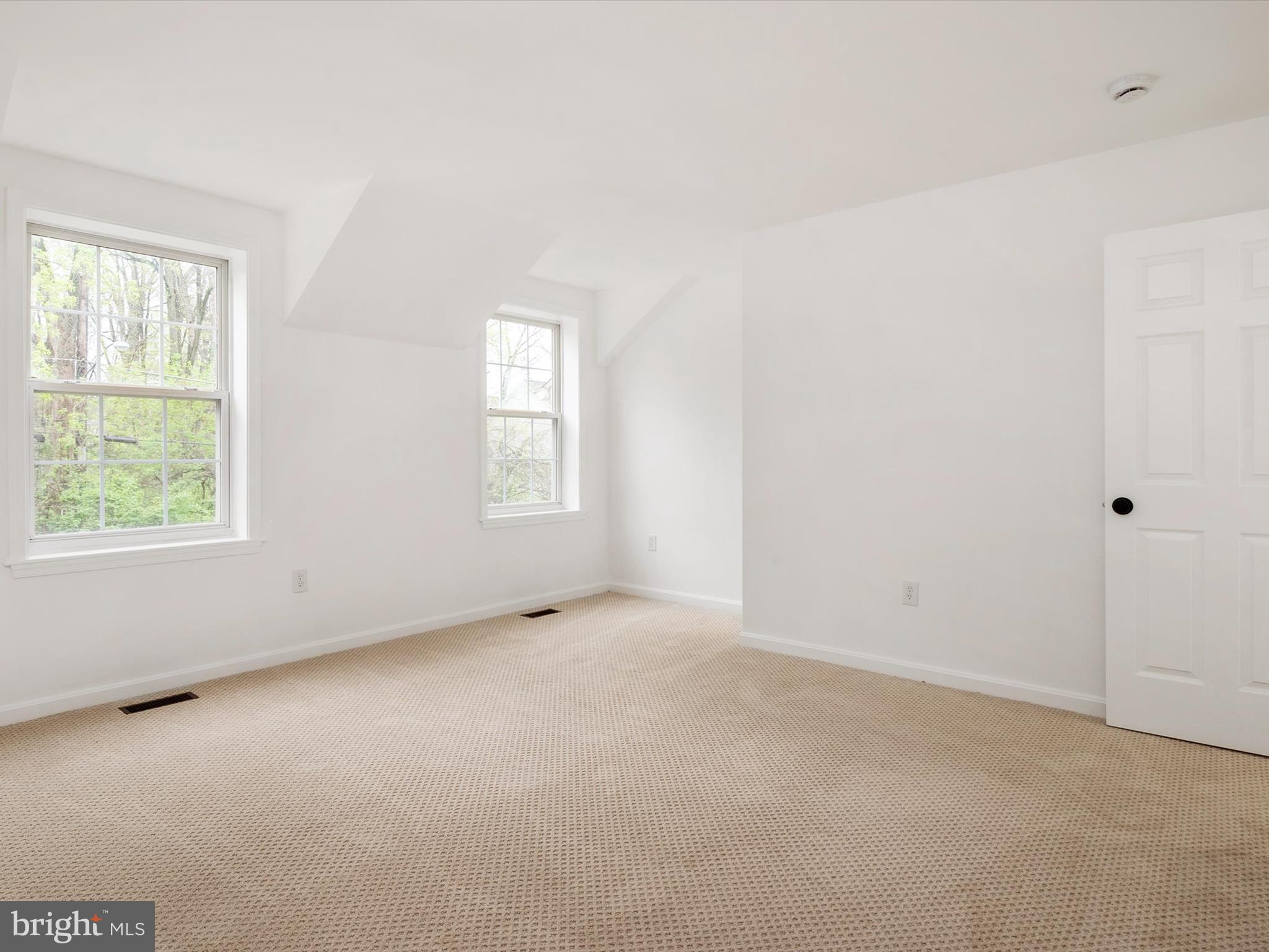 KENSINGTON VIEW - Residential