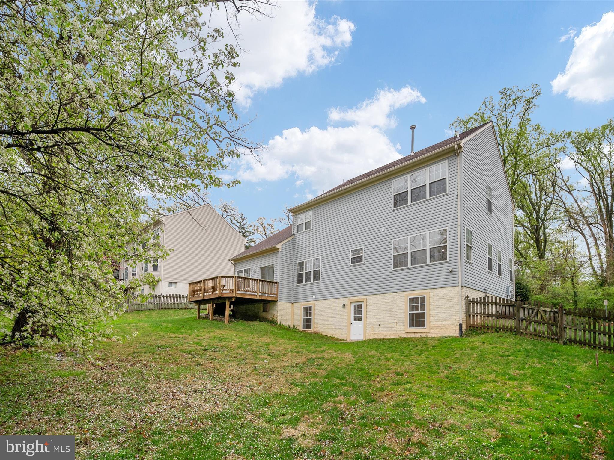 KENSINGTON VIEW - Residential