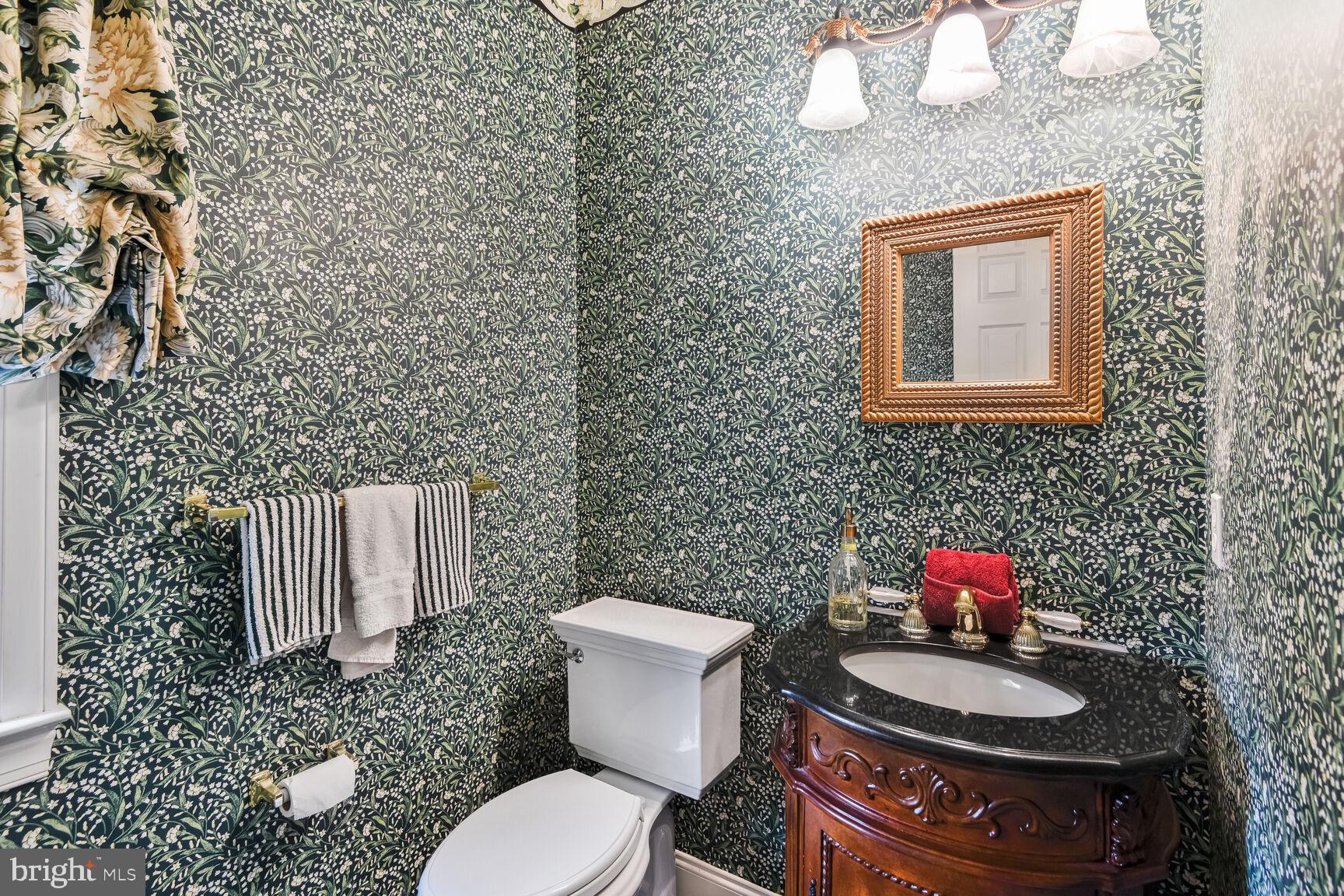 SOUTH RIVER COLONY - Residential