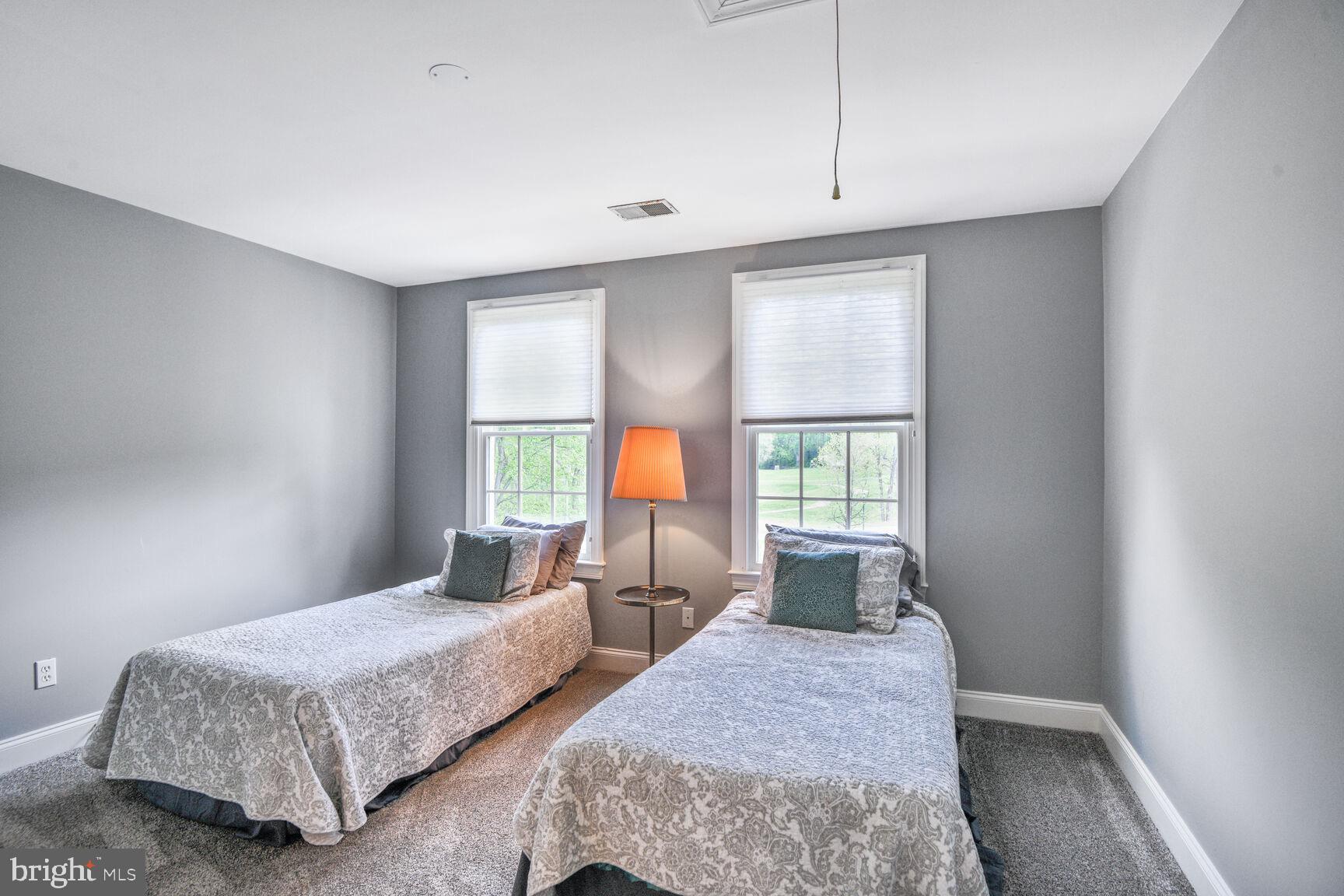 SOUTH RIVER COLONY - Residential