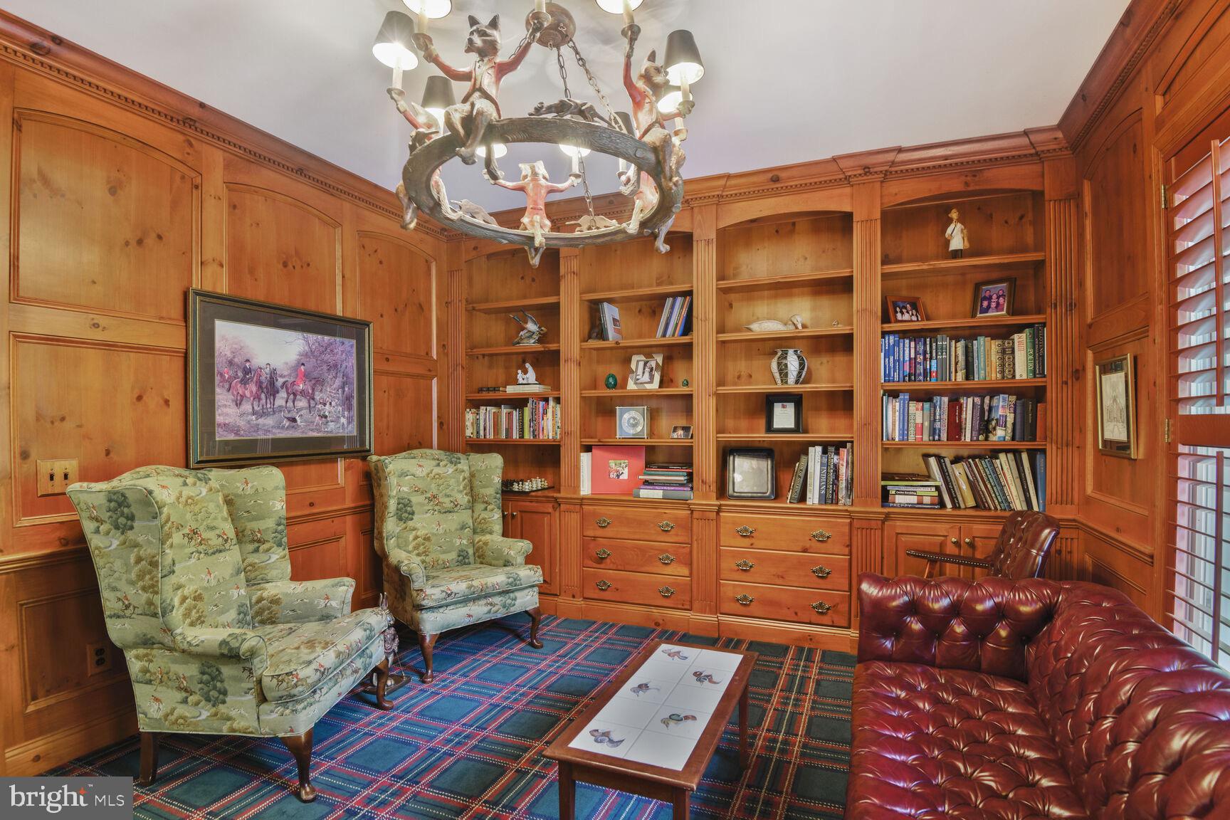 SOUTH RIVER COLONY - Residential