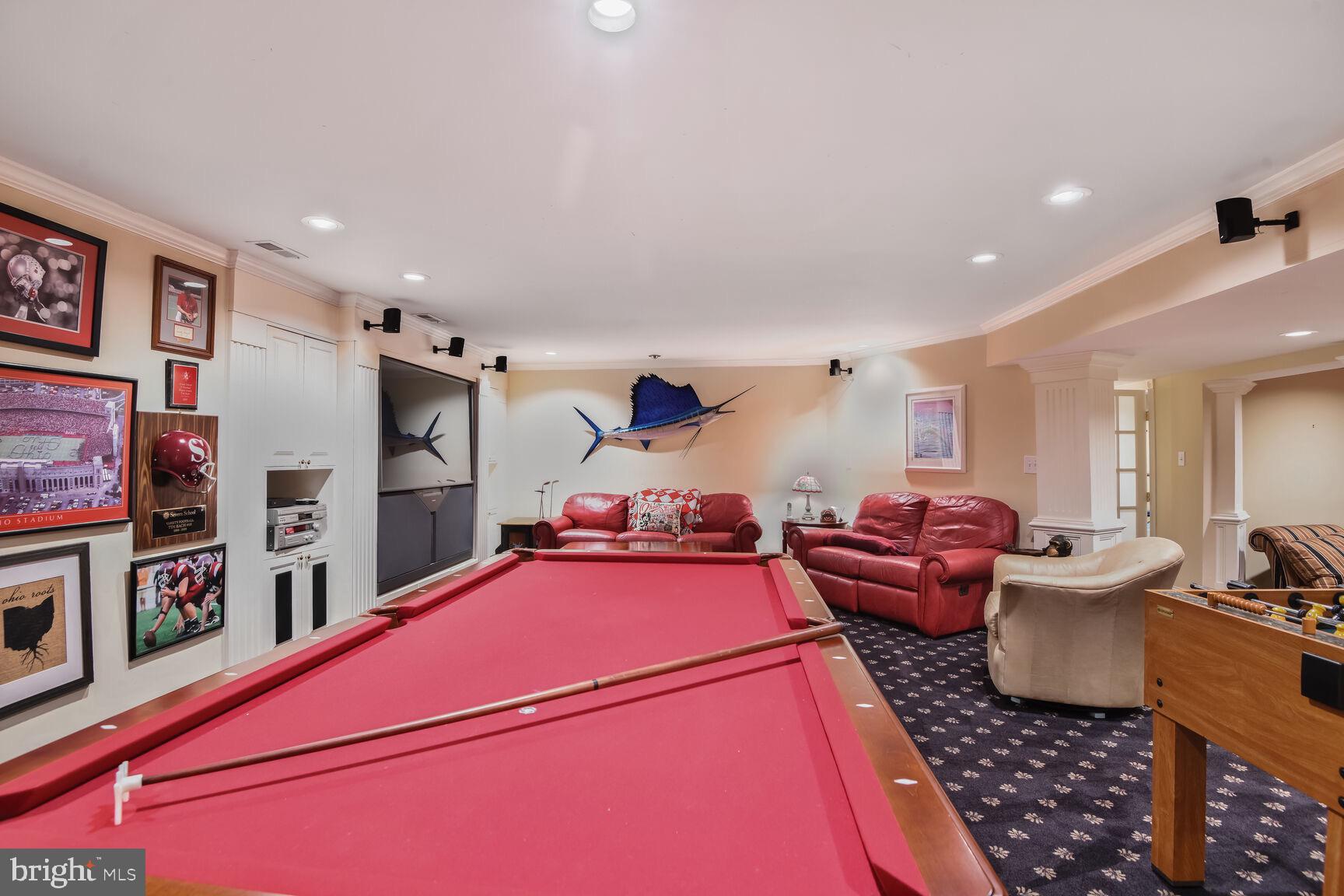 SOUTH RIVER COLONY - Residential