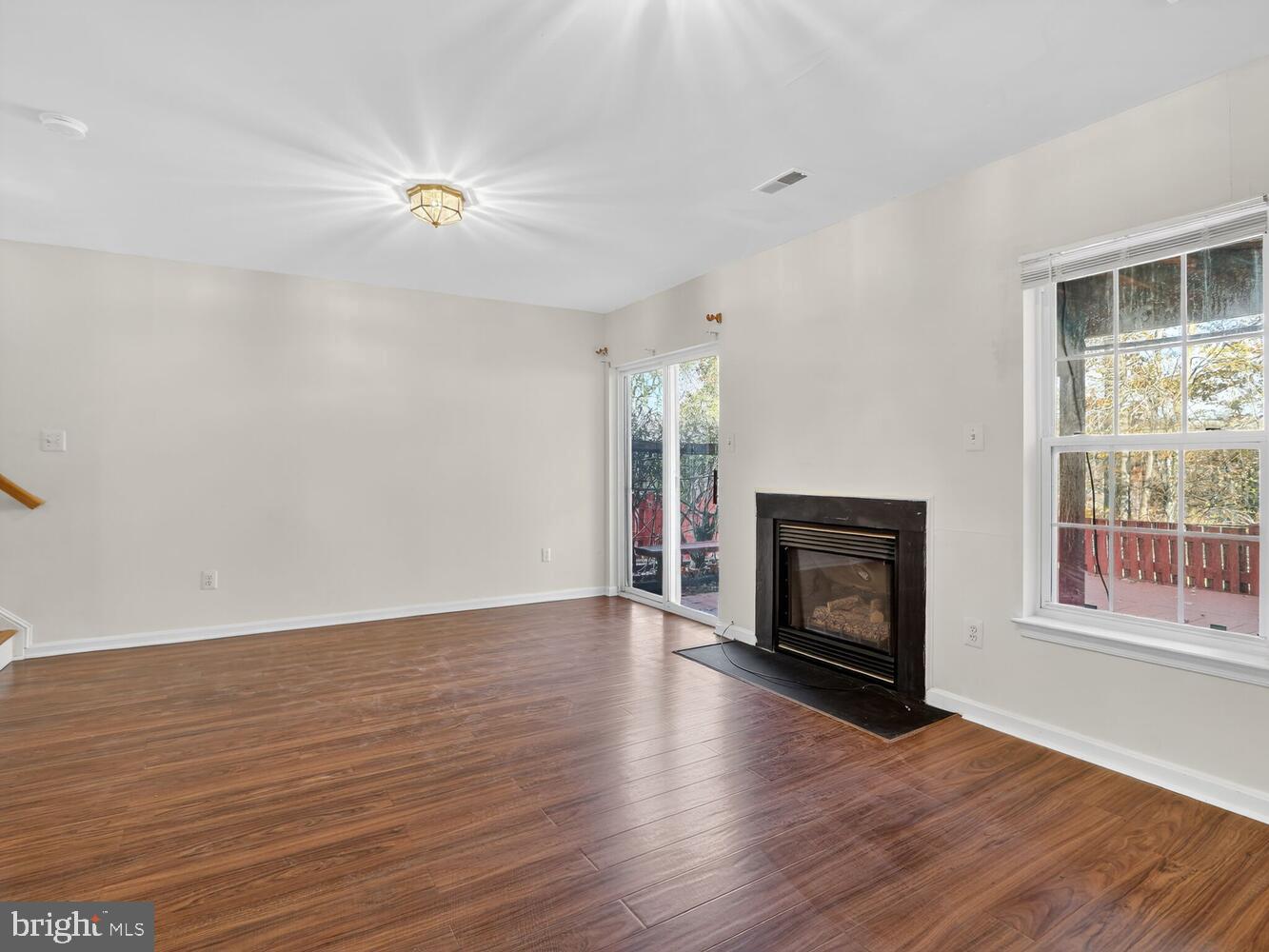 RIDGELEIGH - Residential Lease