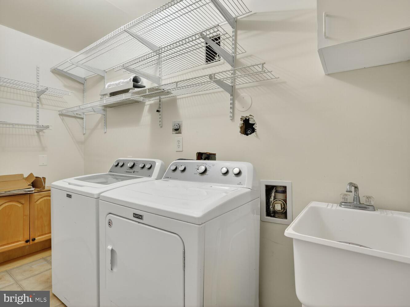 RIDGELEIGH - Residential Lease