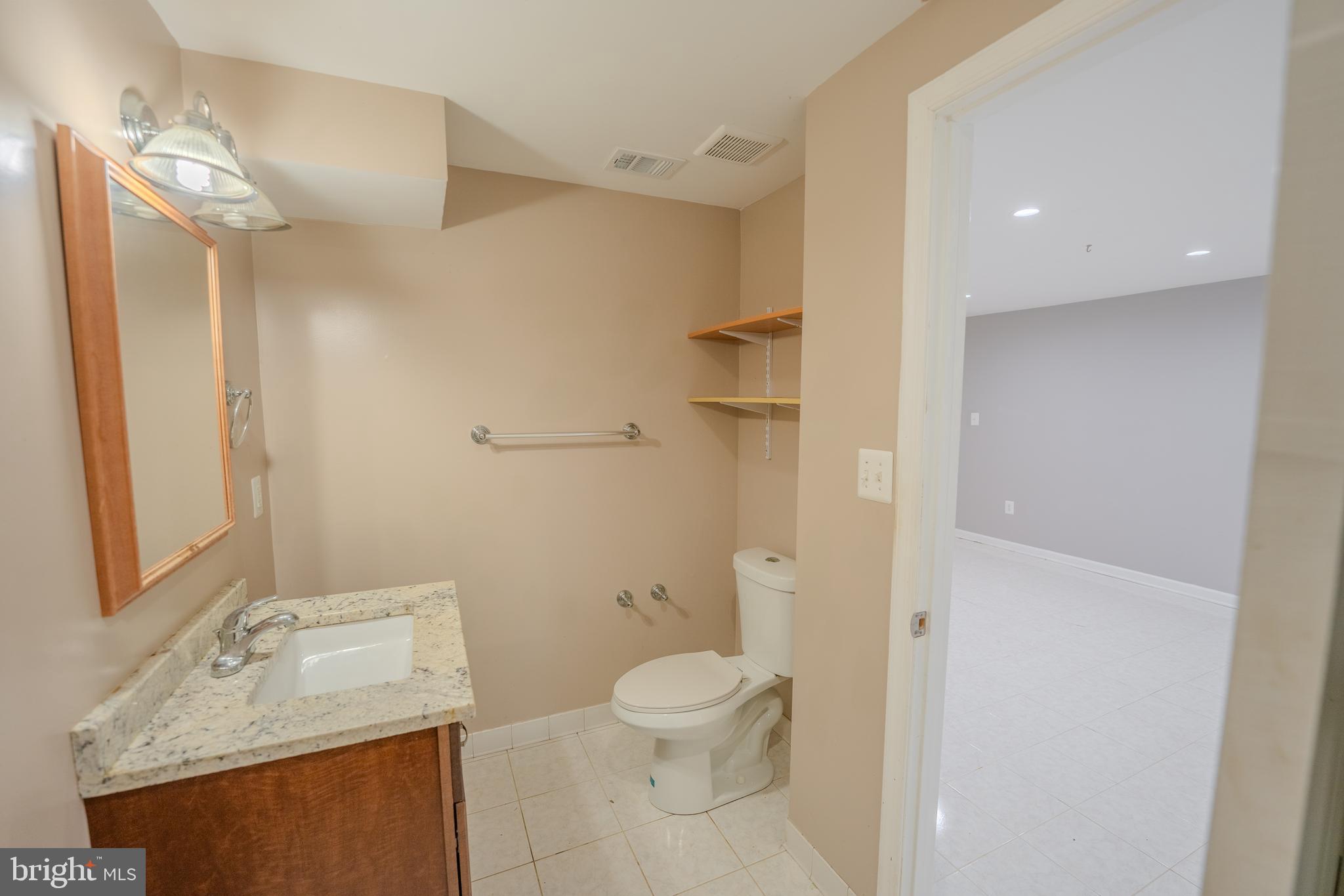 MONTGOMERY MEADOWS - Residential